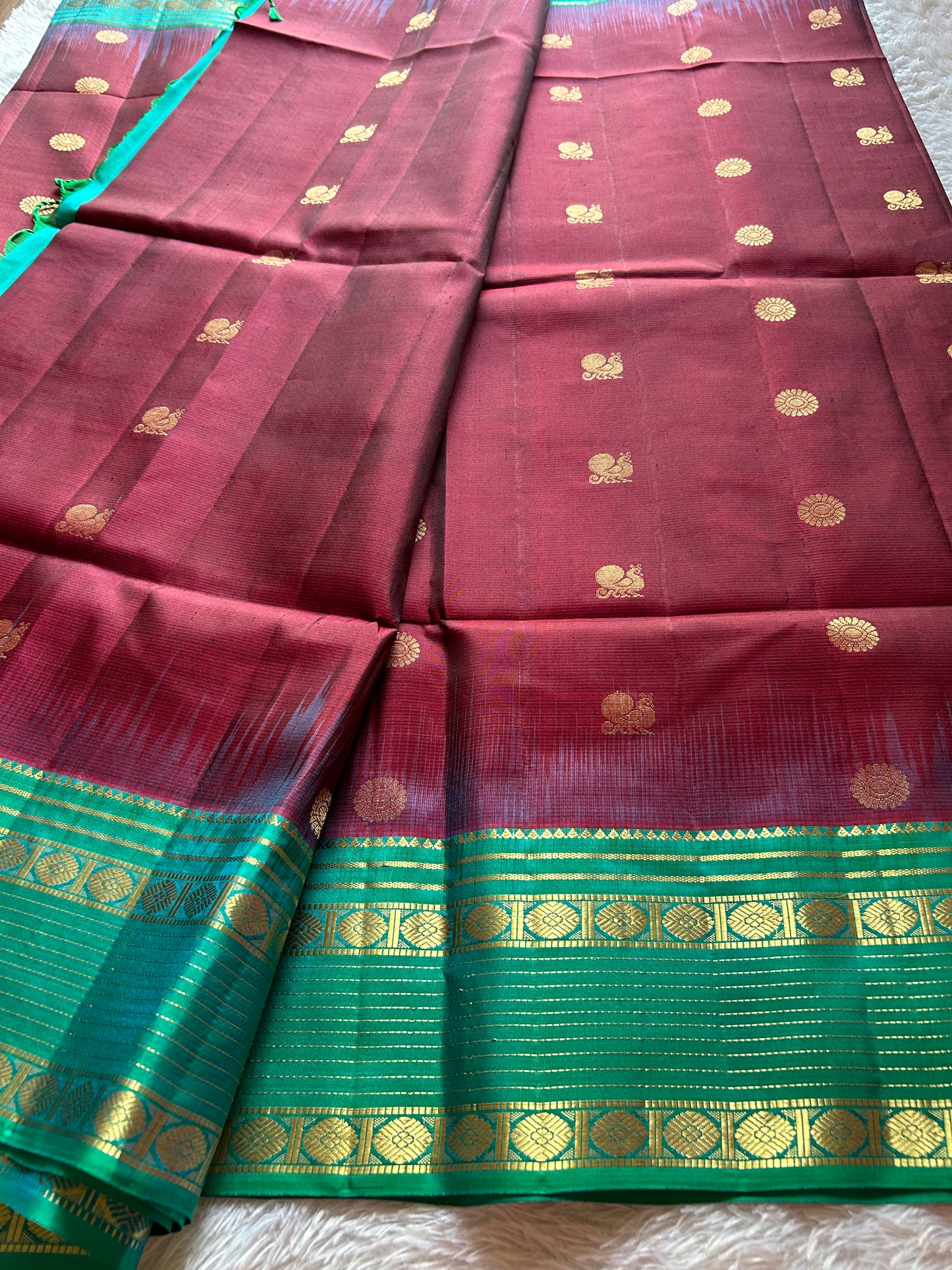 Janani (2D) : Maroon-rama green