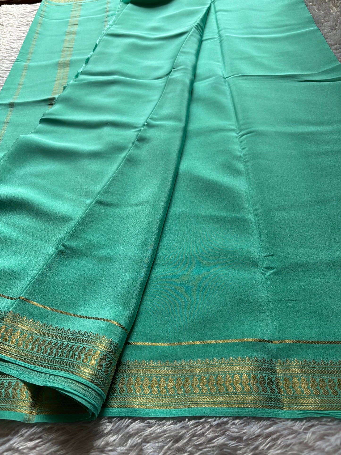 Mayuri : Solid Sea green