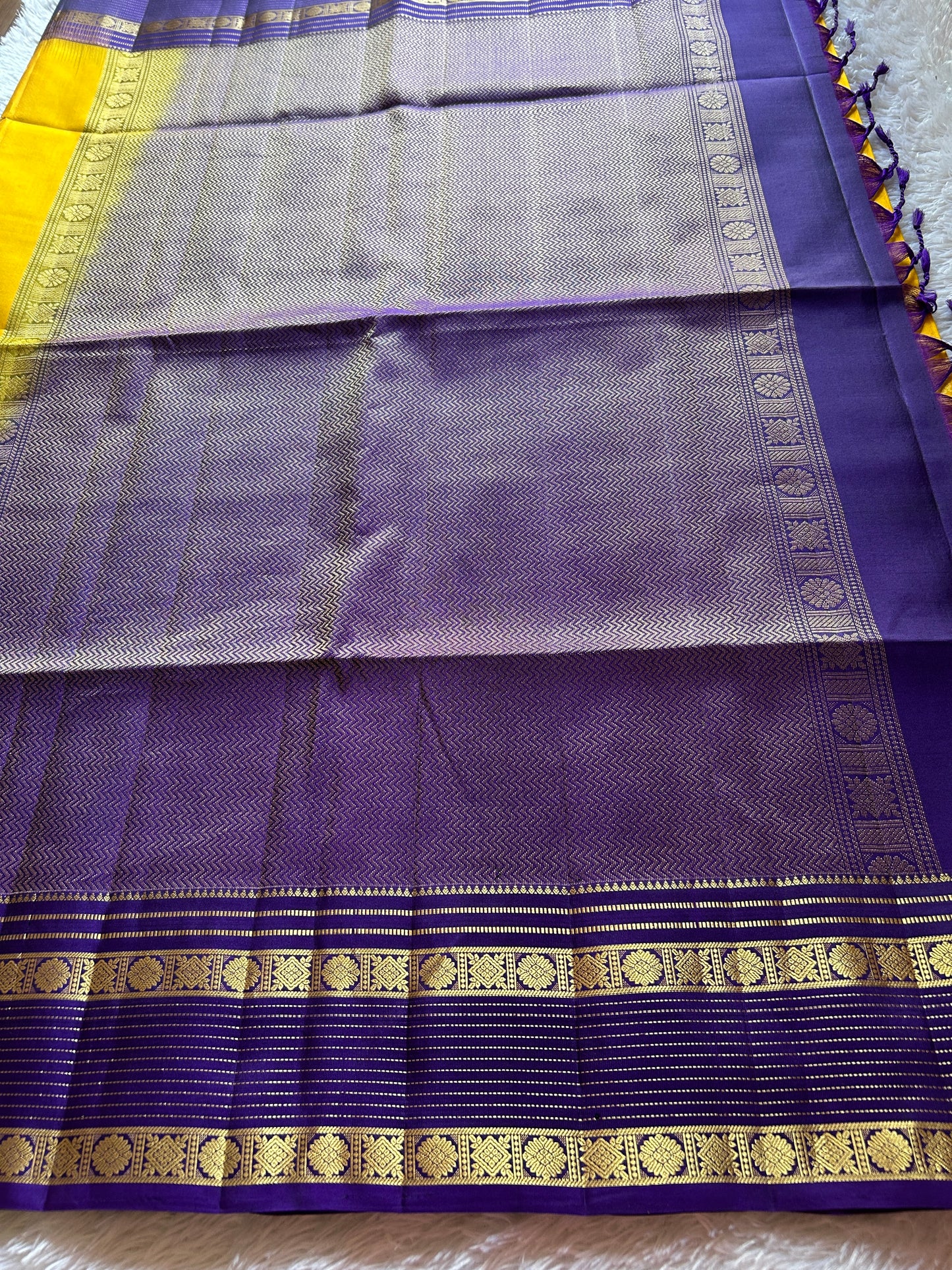 Janani (2D) : Golden yellow-royal blue