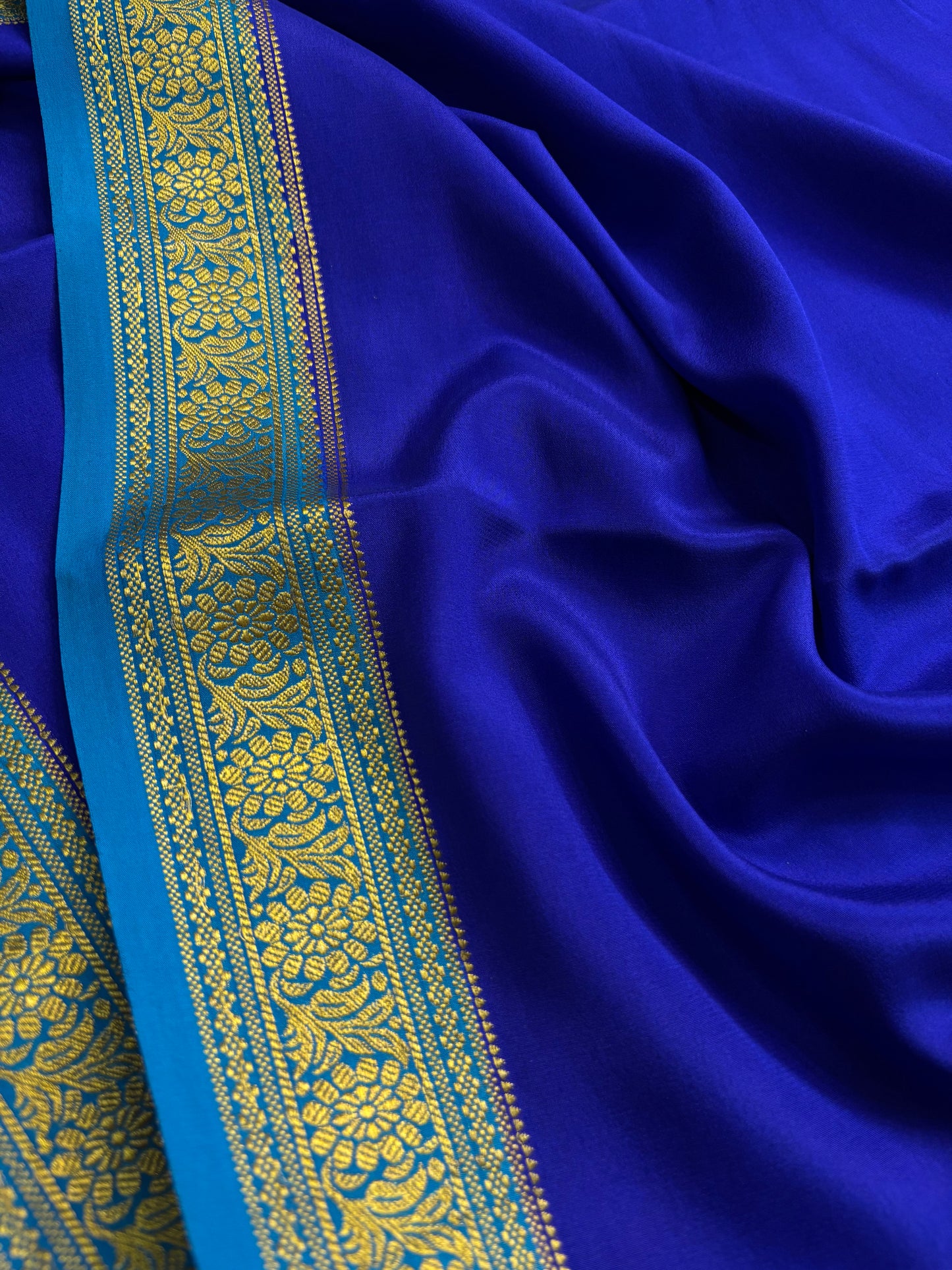 Anagha (2D) : Royal blue-ananda blue
