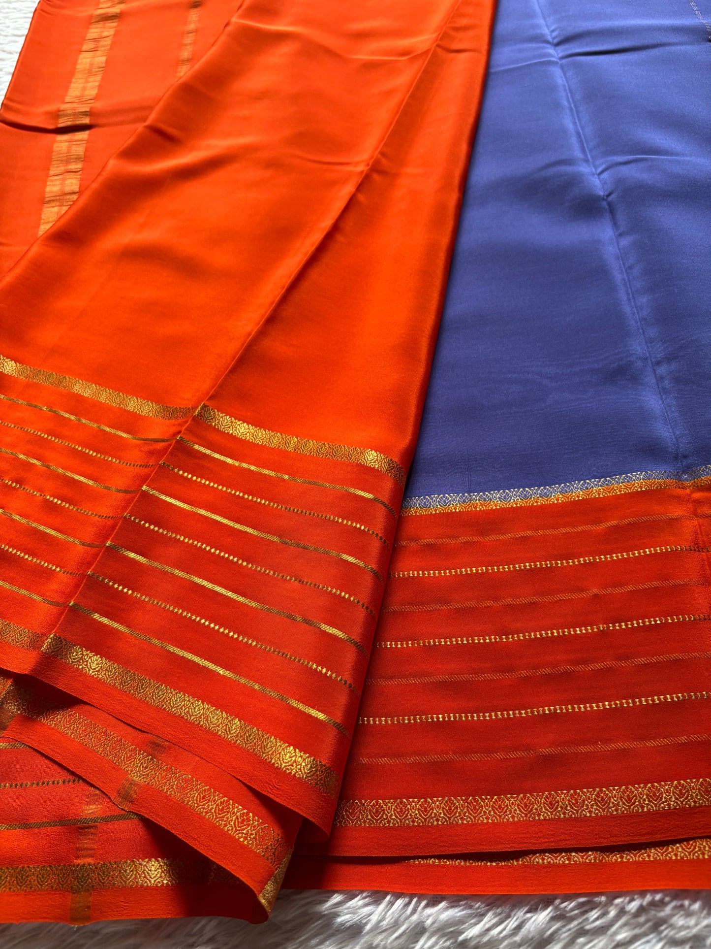 Navami (2D) : Purplish blue-dark orange