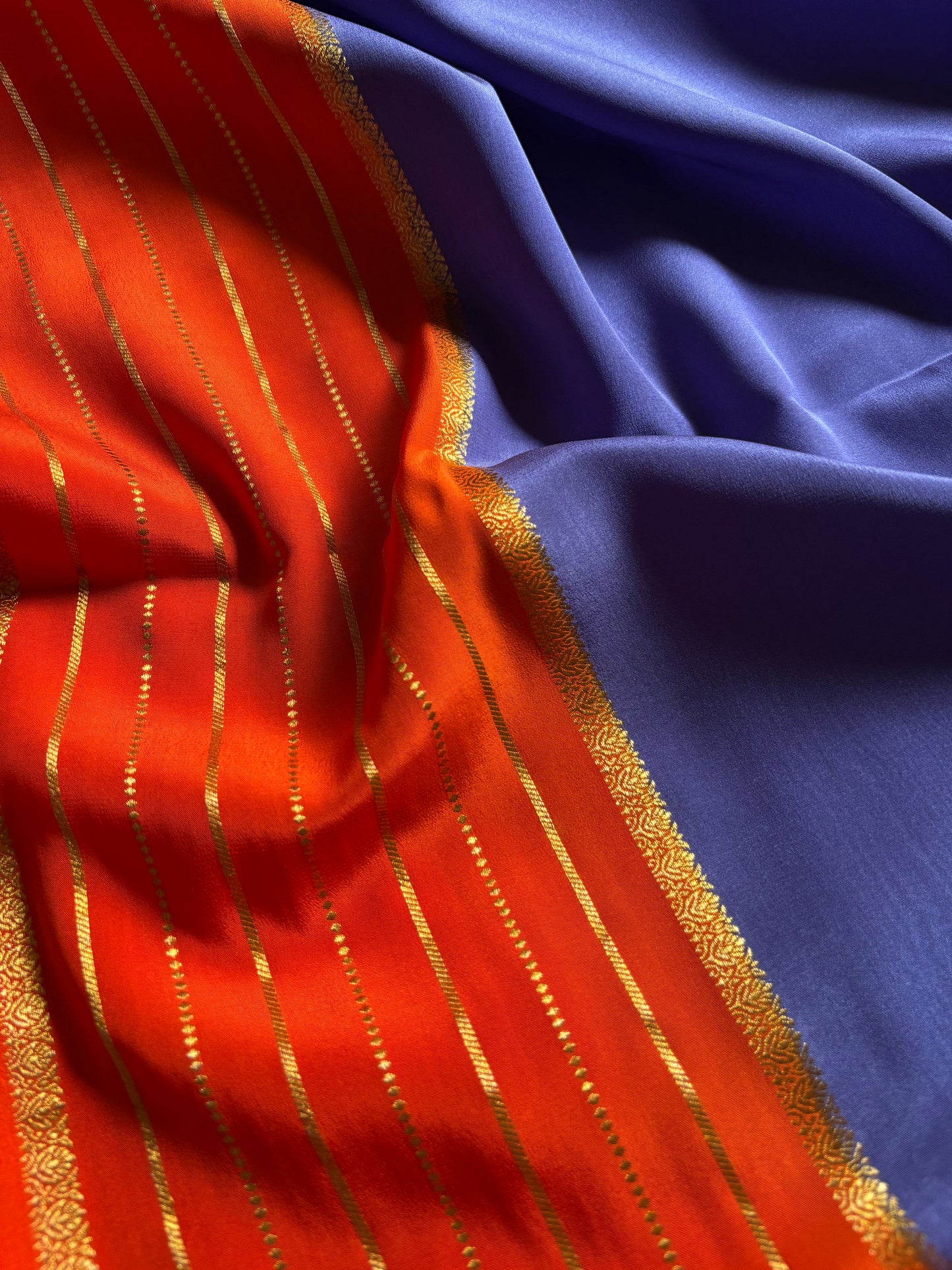 Navami (2D) : Purplish blue-dark orange
