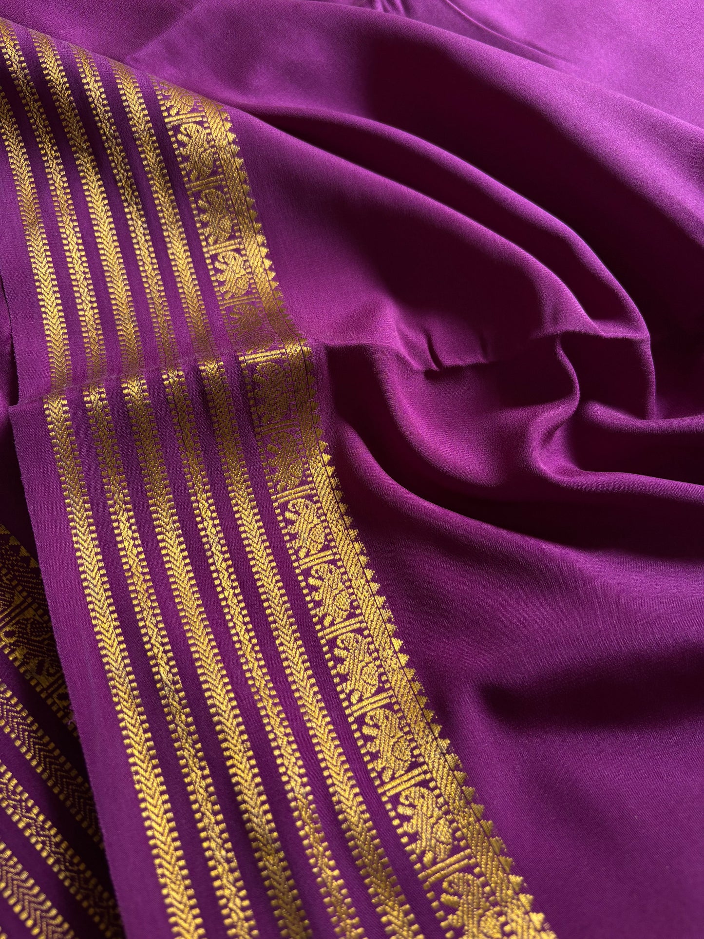 Sounjanya : Solid Magenta
