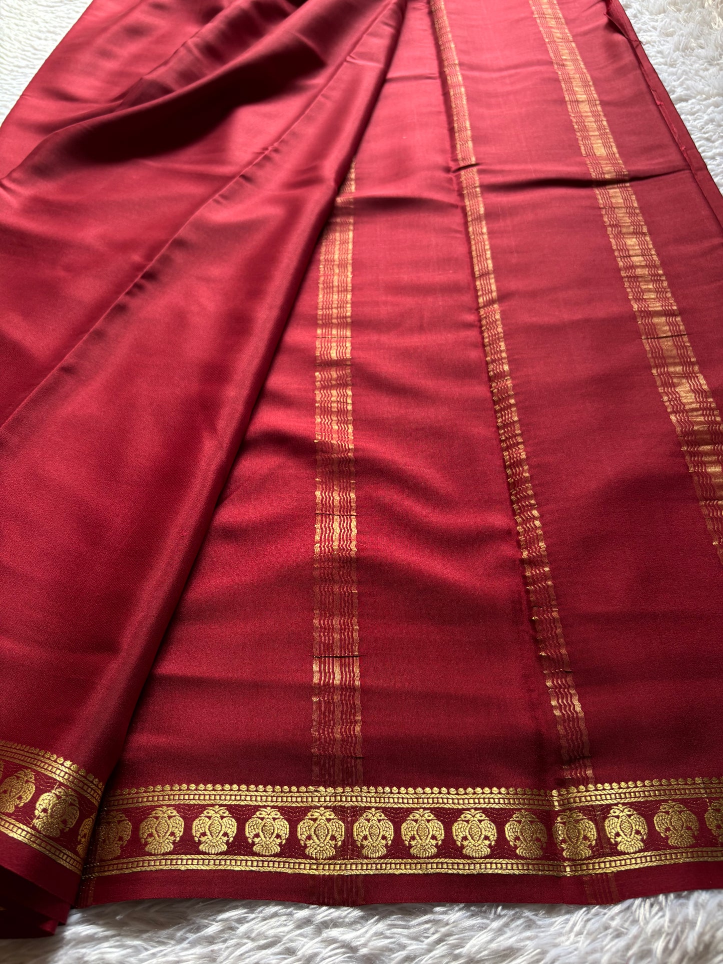 Brunda : Solid Maroon