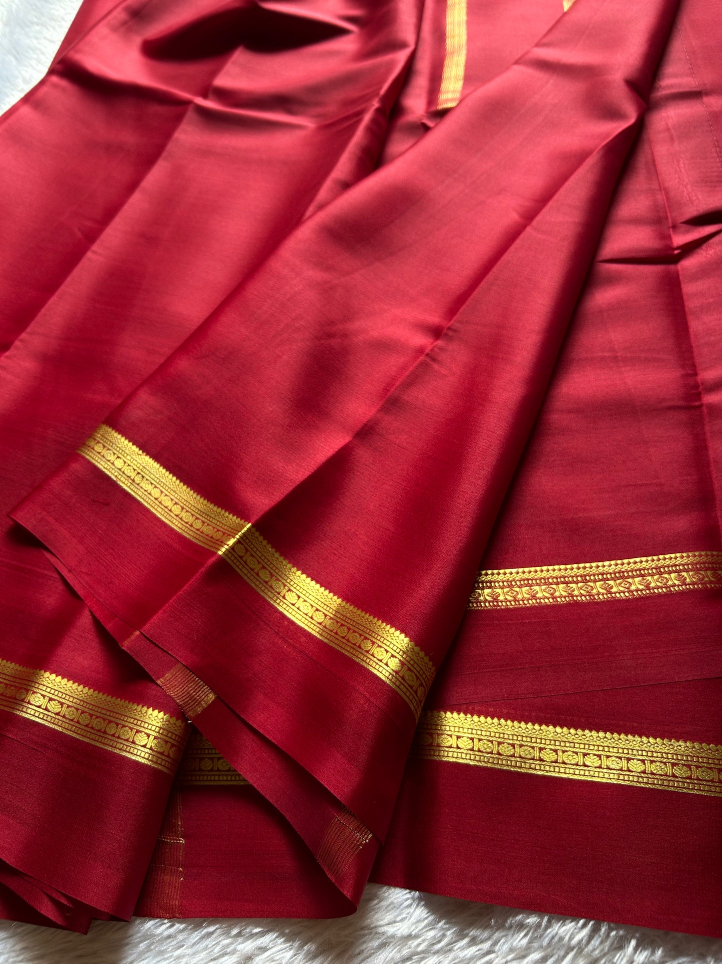 Shambhavi : Dark red
