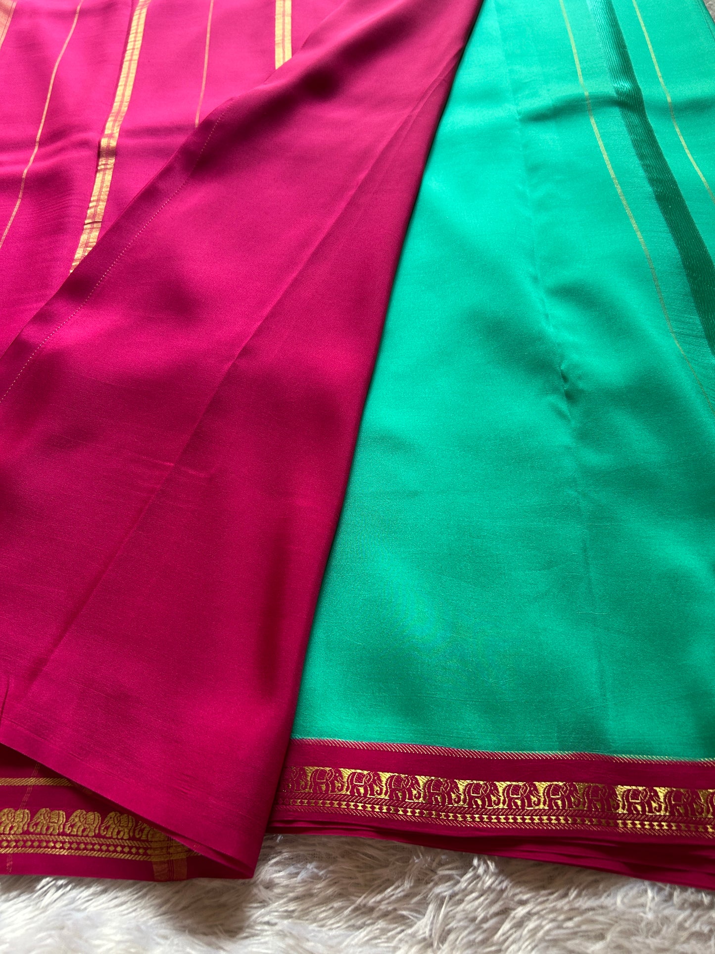 Gowri (2D) : Turquoise-pink
