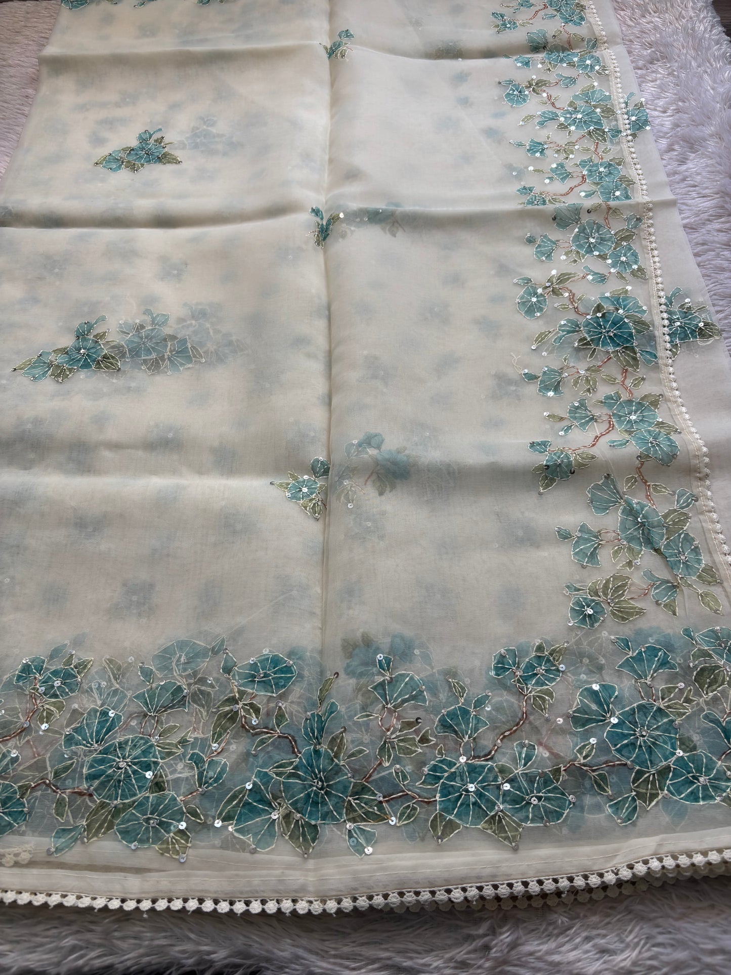 NYD115 (2D) : Off white-teal blue