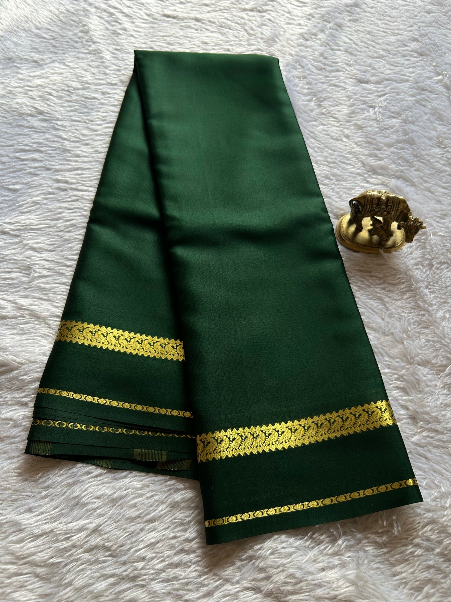 Rachana : Solid Dark green