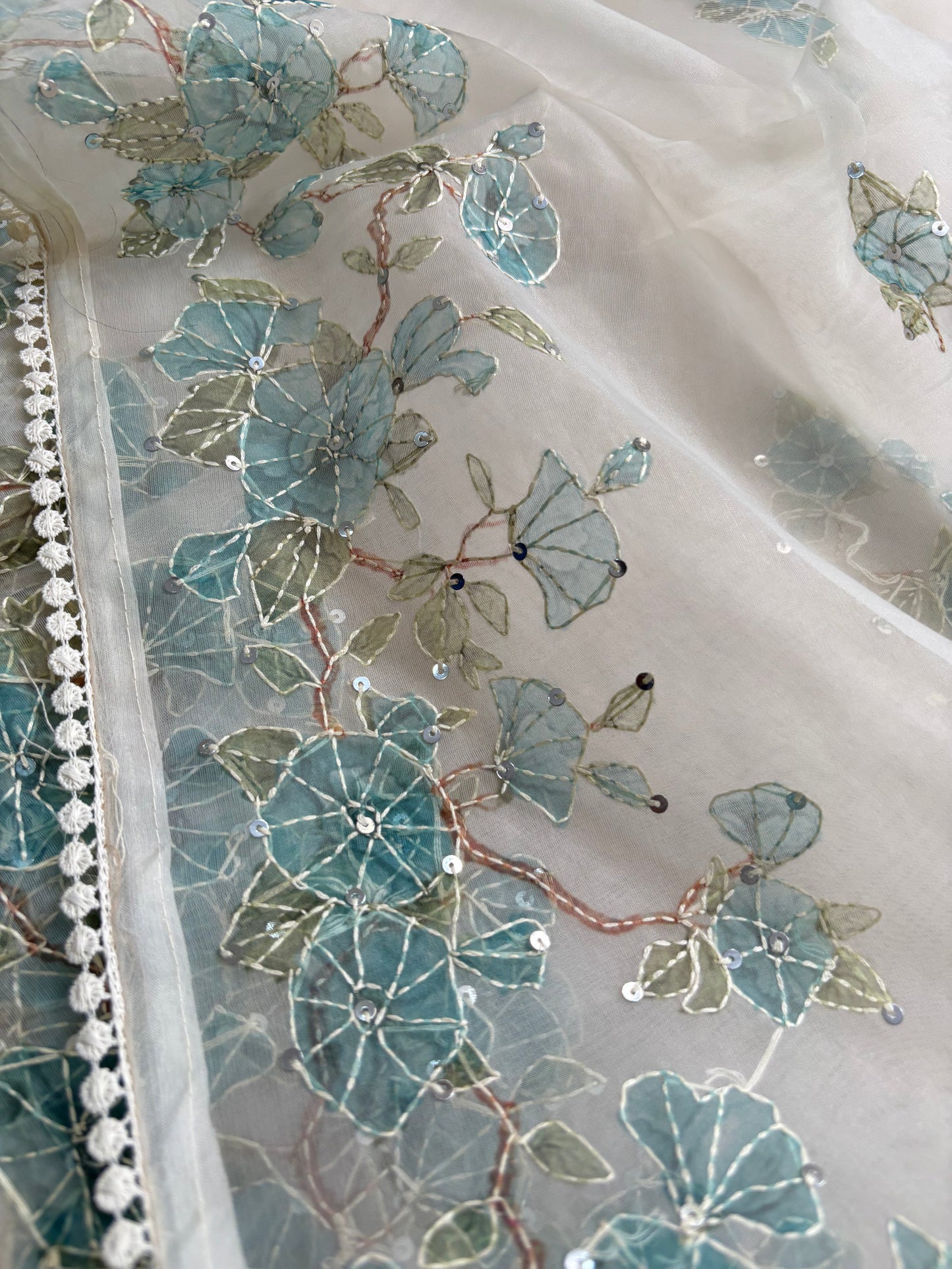NYD115 (2D) : Off white-teal blue