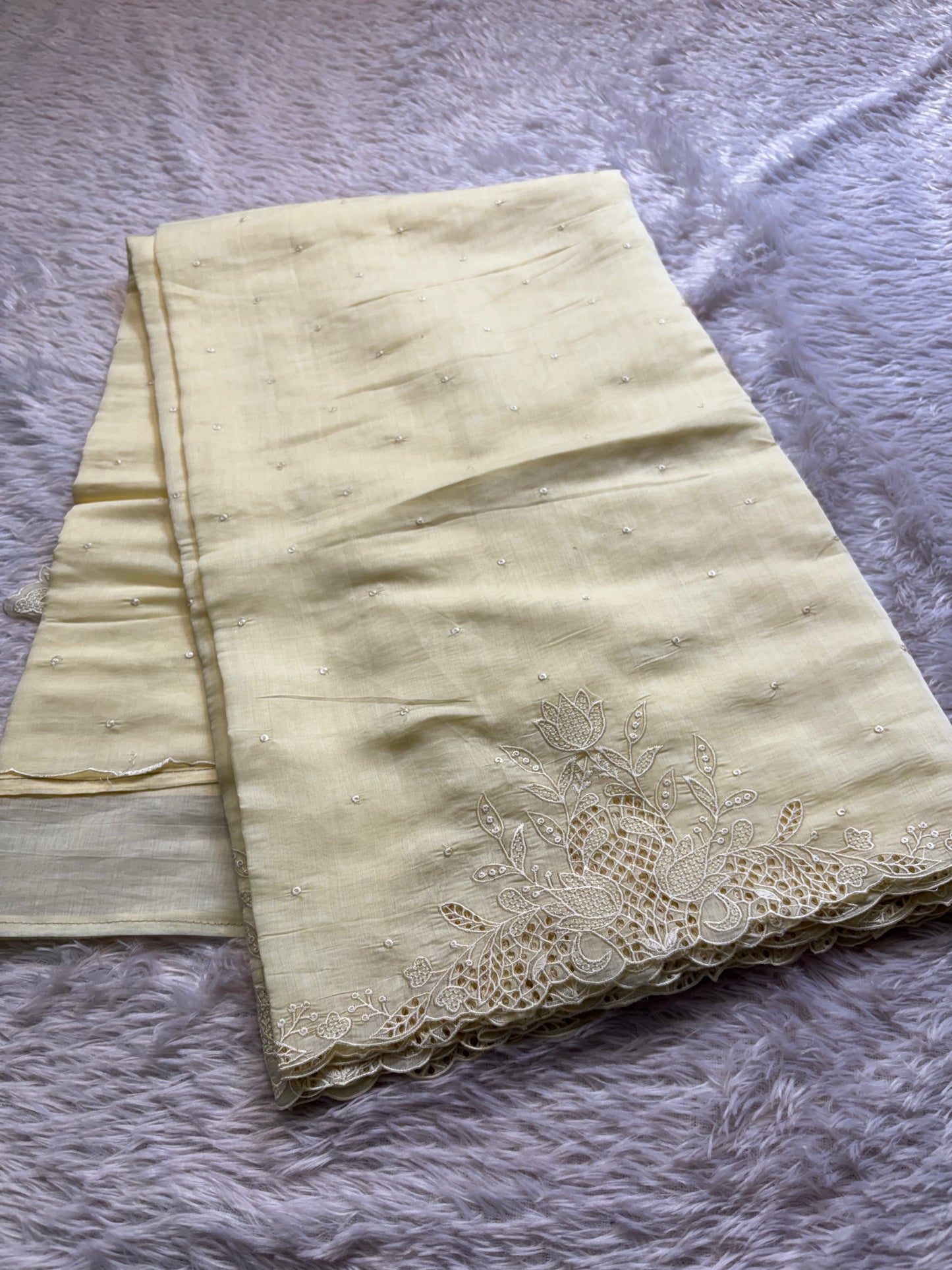 NYD116 : Solid Ivory