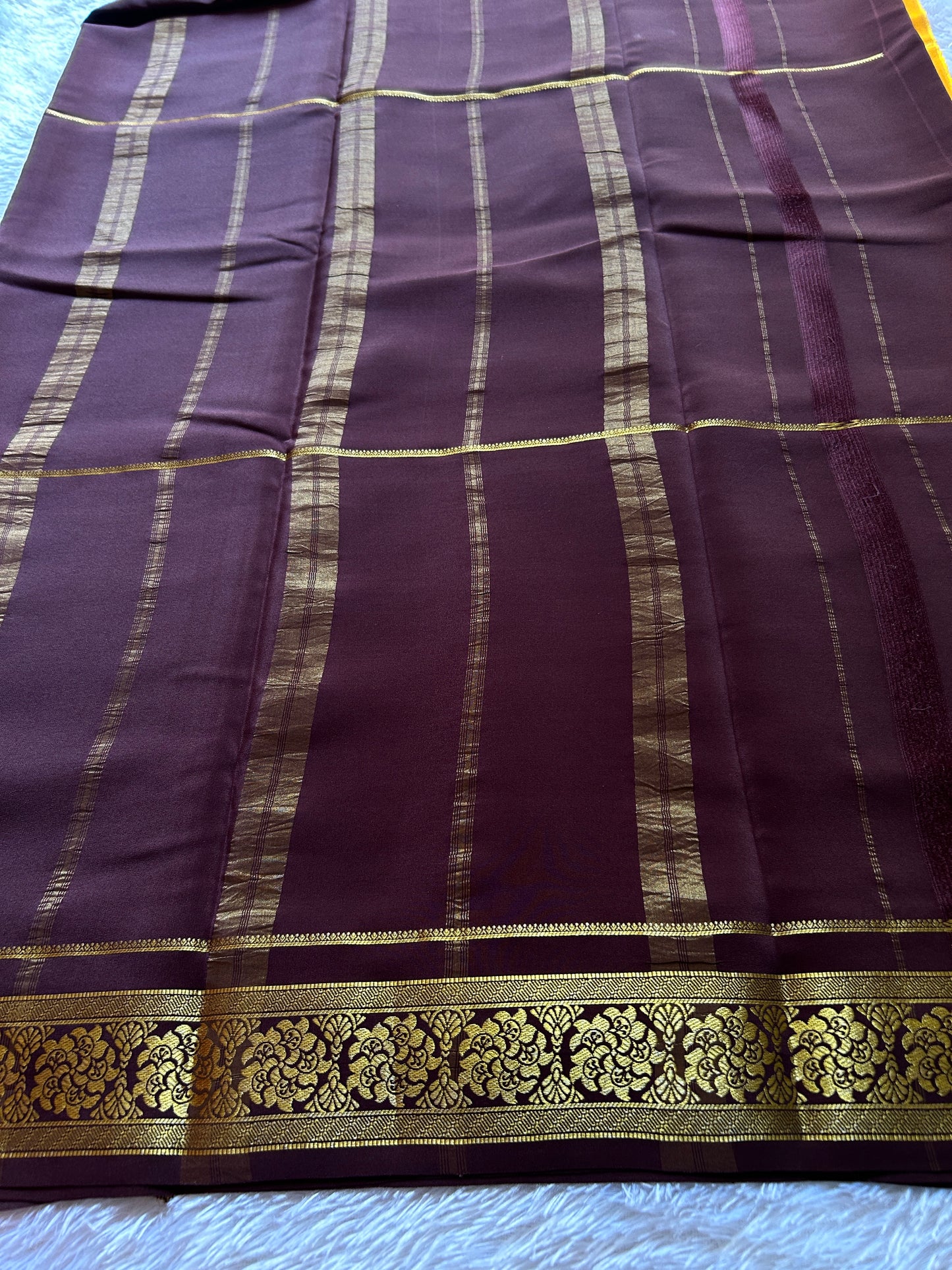 Mandara (2D) : Golden yellow-deep brown