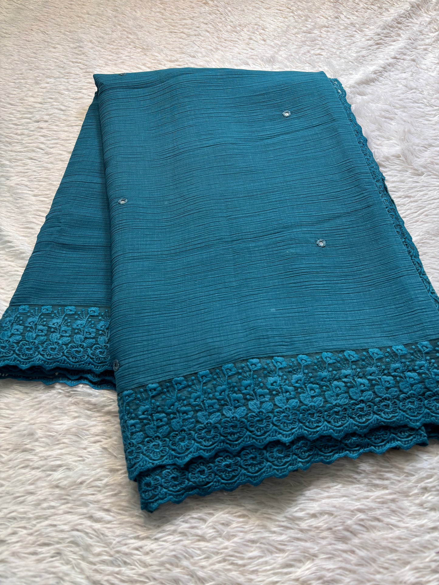 NYD118 : Solid Teal blue