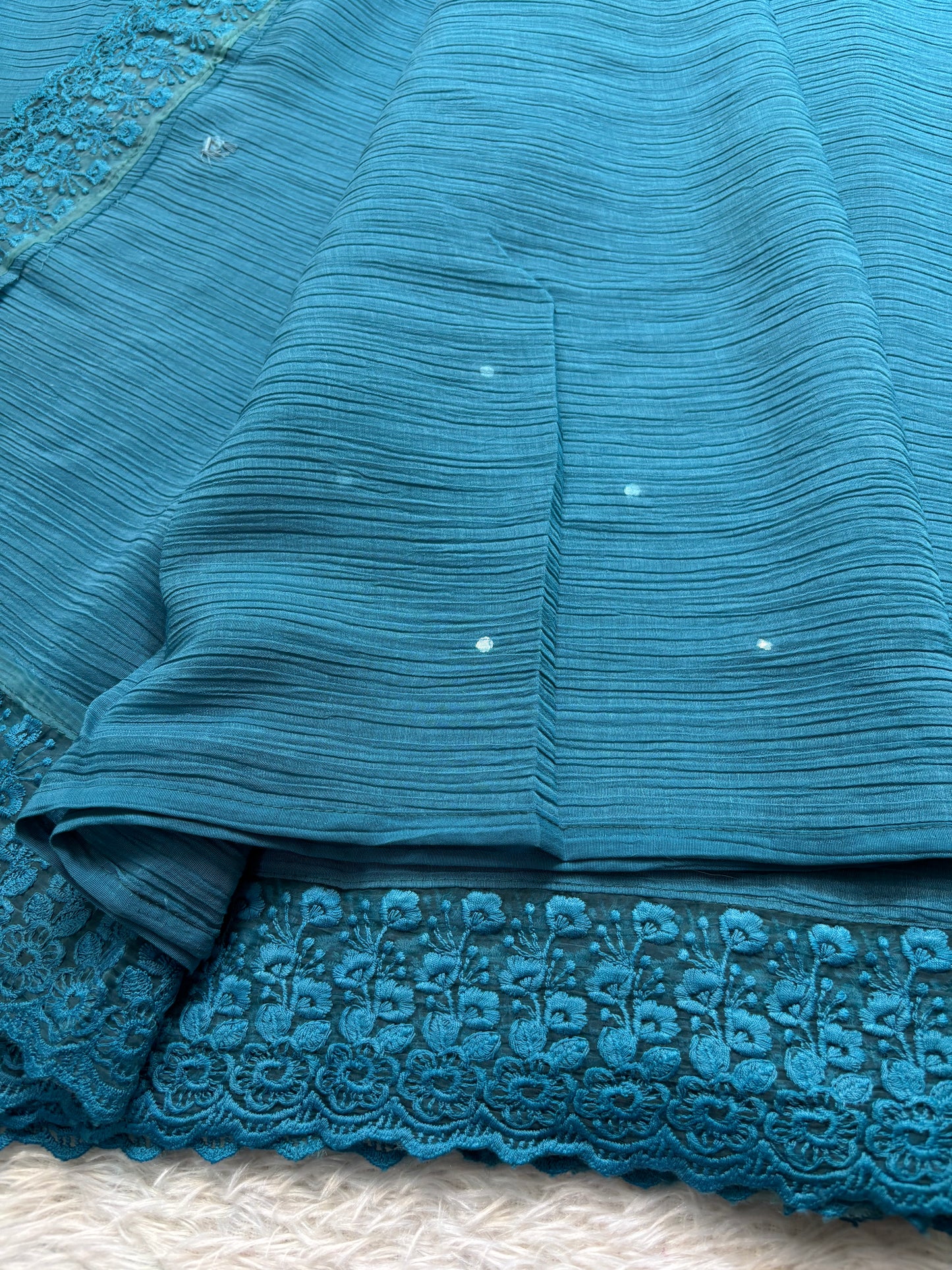 NYD118 : Solid Teal blue