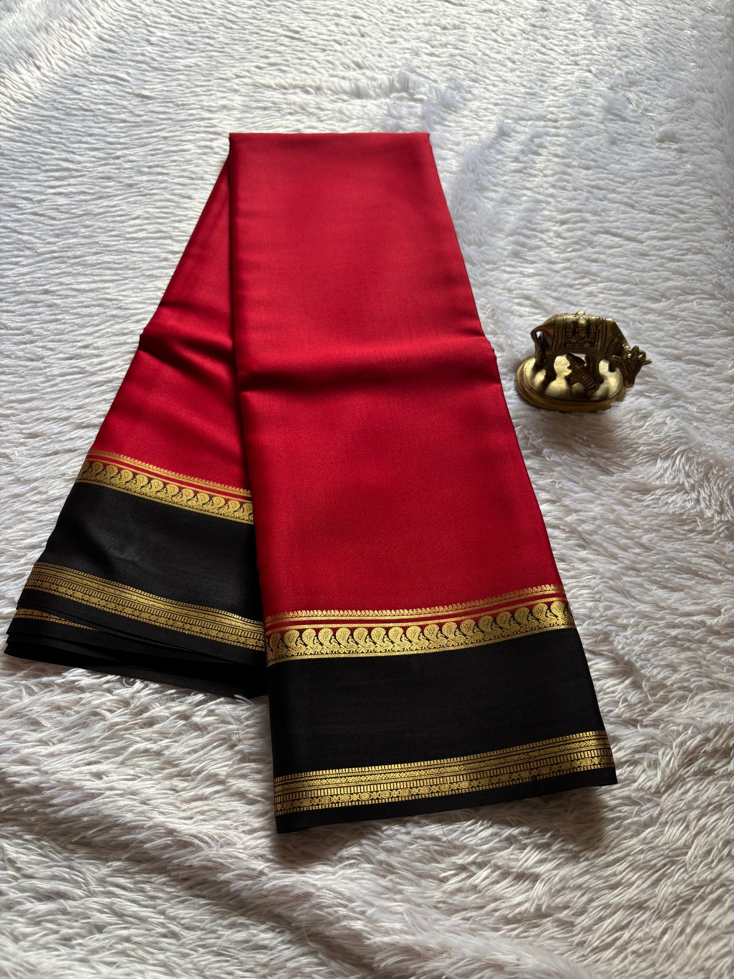 Arathi (2D) : Red-black