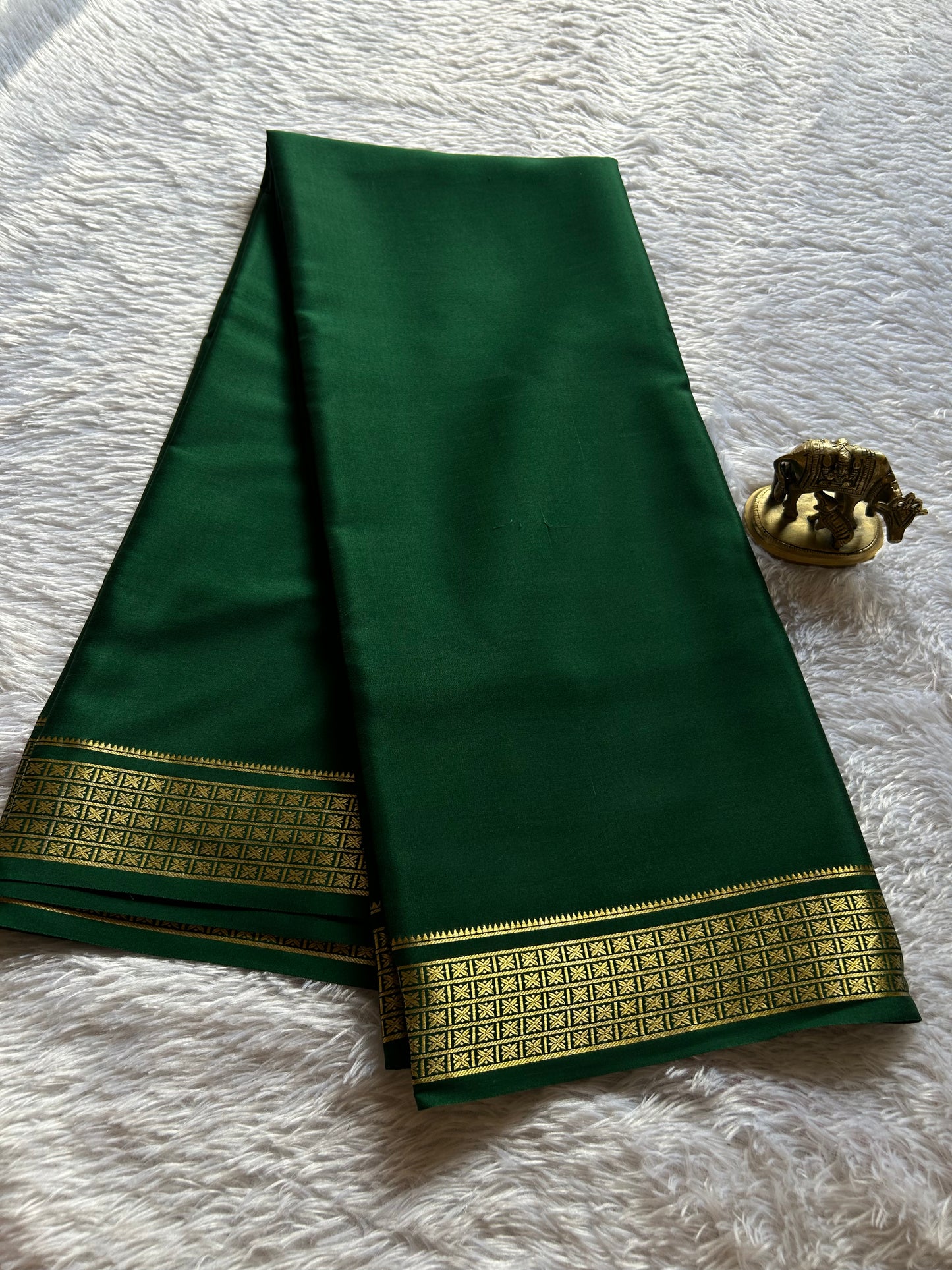 Charvi : Solid Dark green
