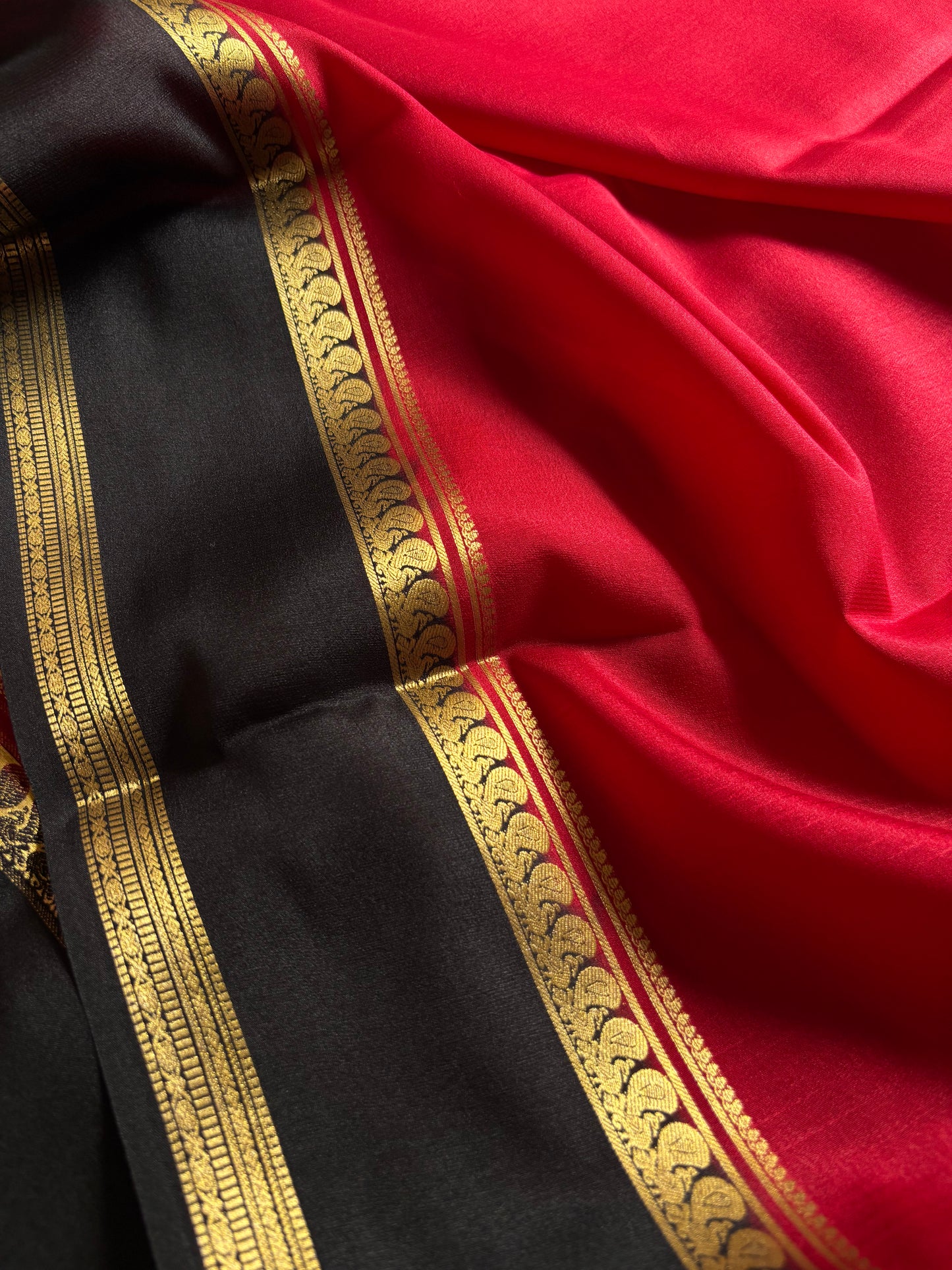 Arathi (2D) : Red-black