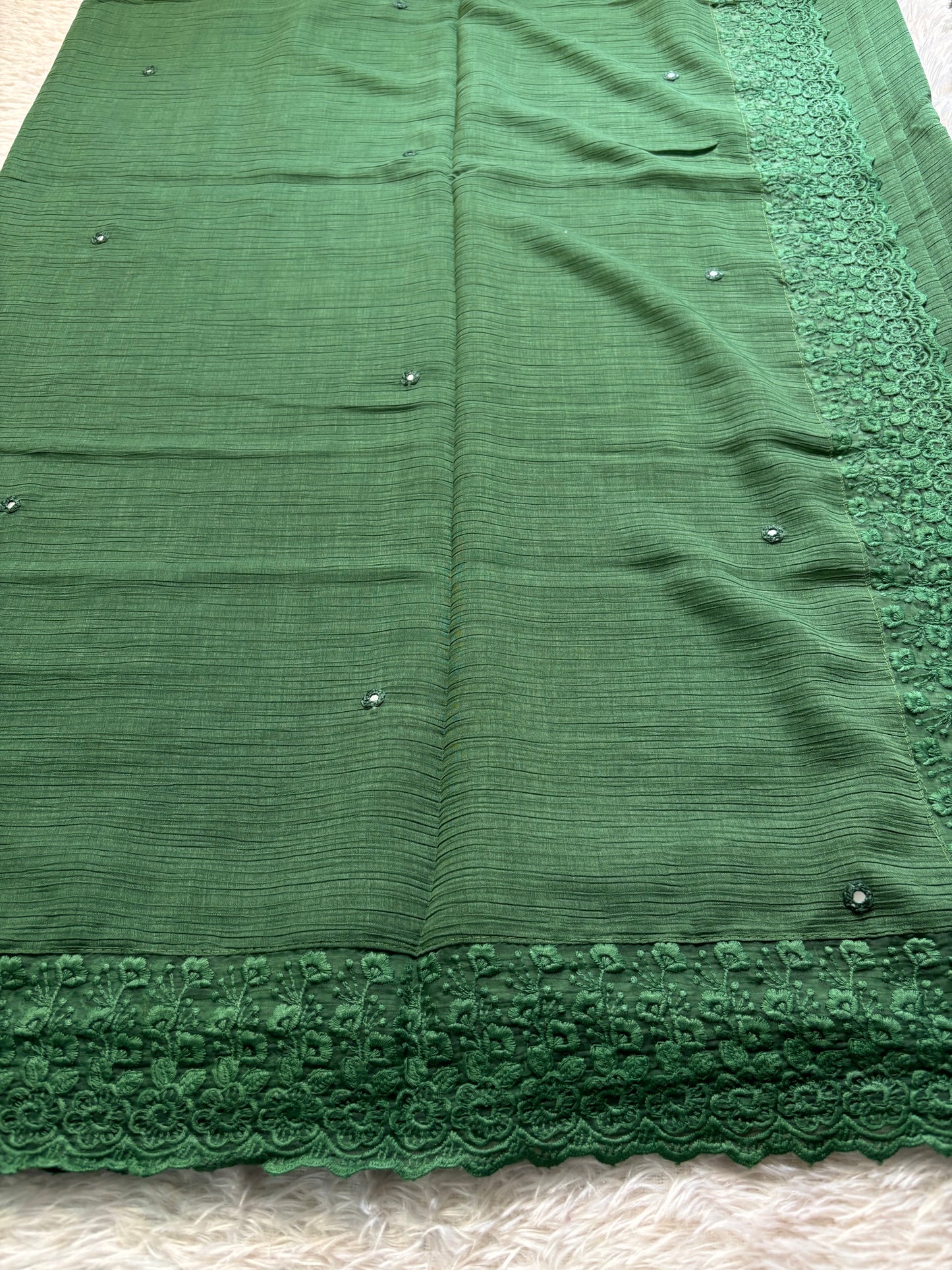 NYD118 : Solid Dark mint green