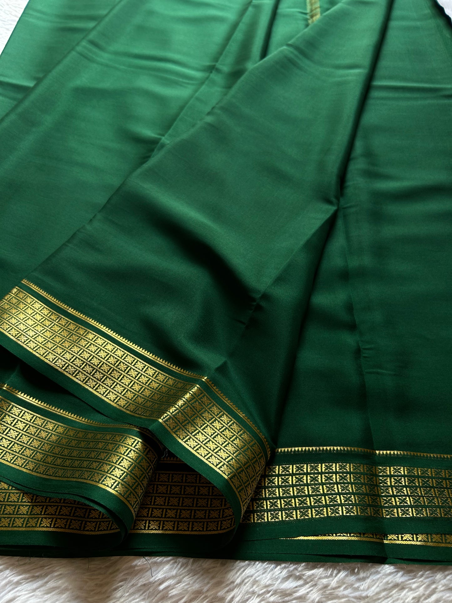 Charvi : Solid Dark green