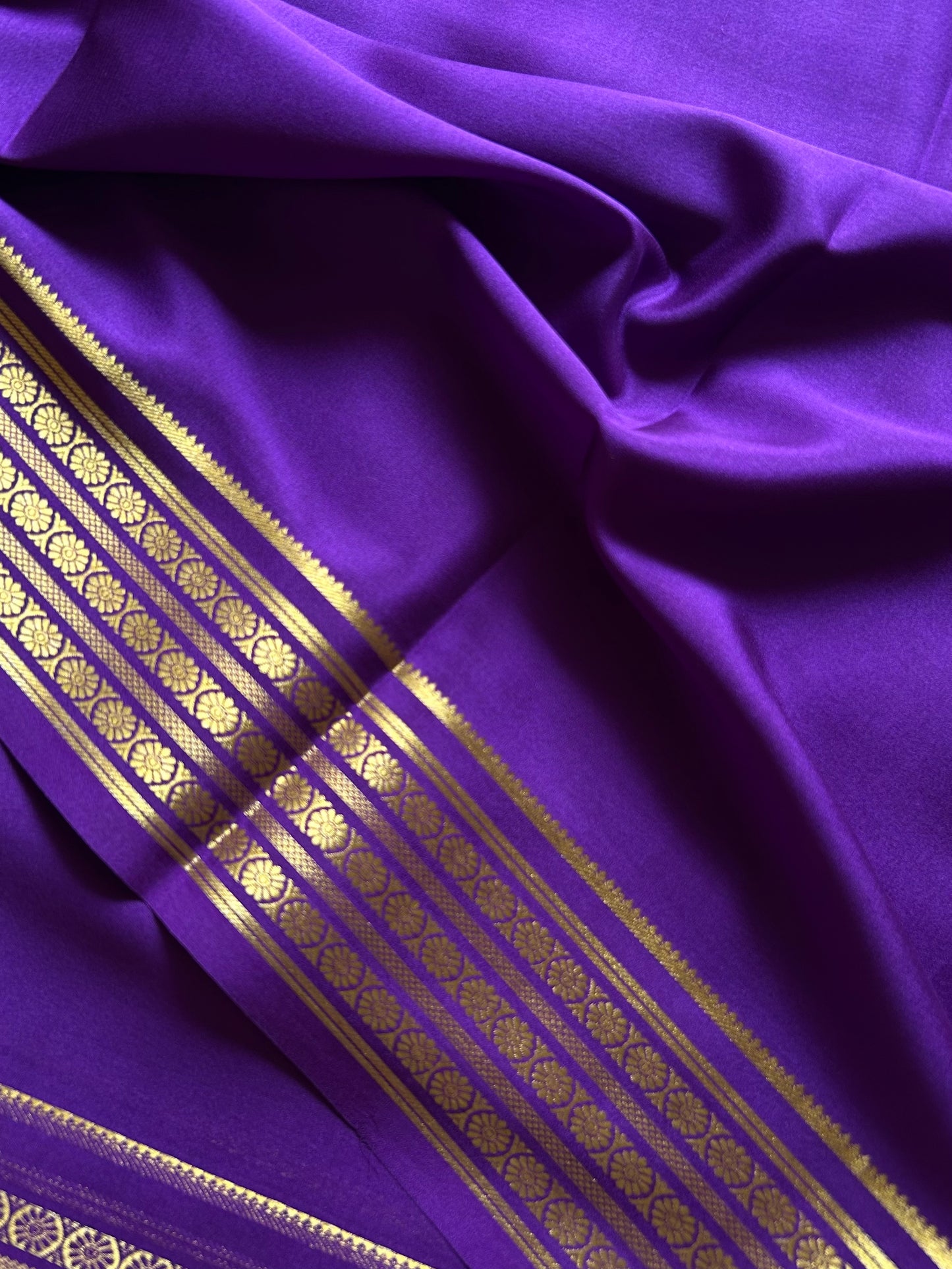 Pushpa : Solid Violet