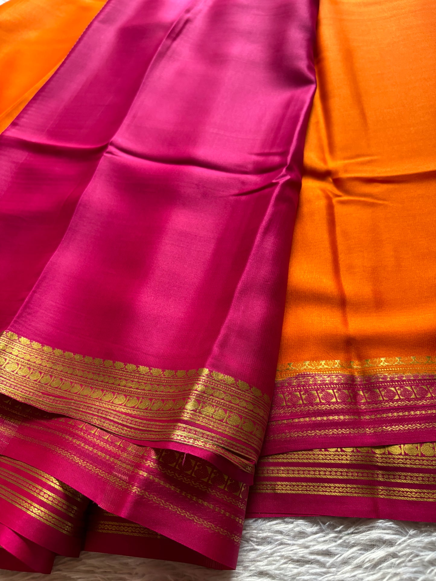 Swara (2D) : Orange-pink