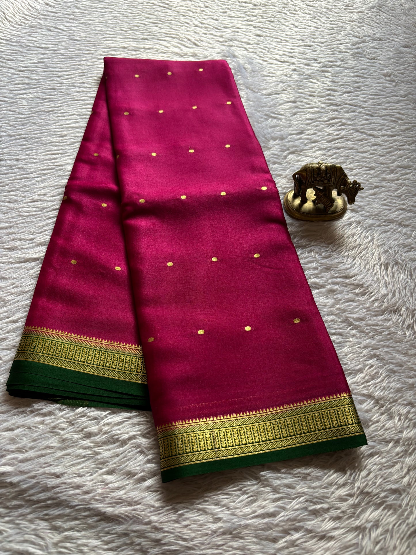 Bindu (2D) : Rani pink-bottle green