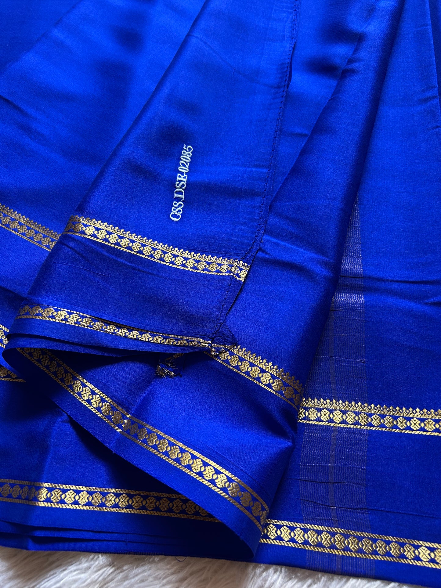 Shakthi : Solid Royal blue