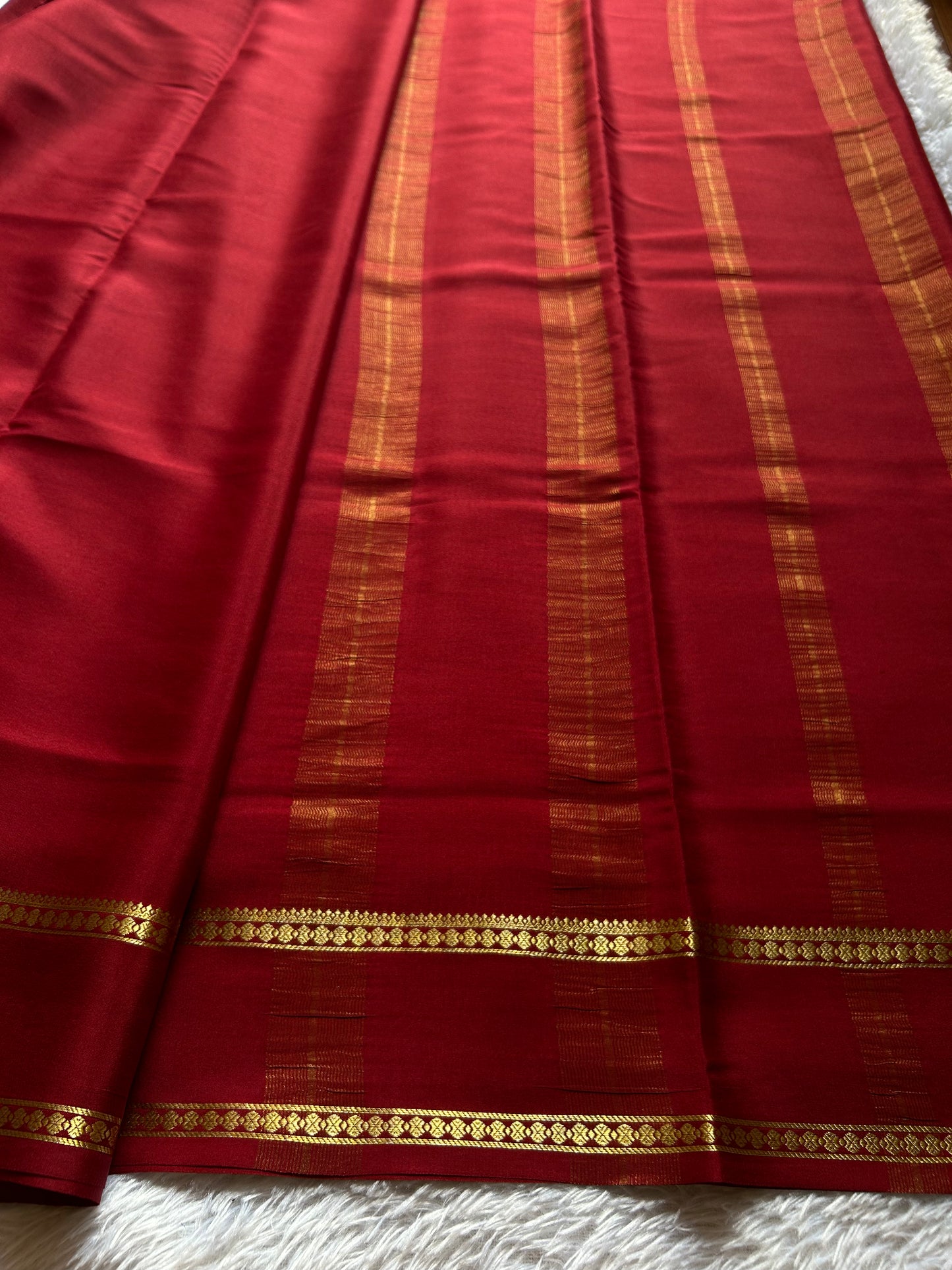 Shakthi : Solid Maroon