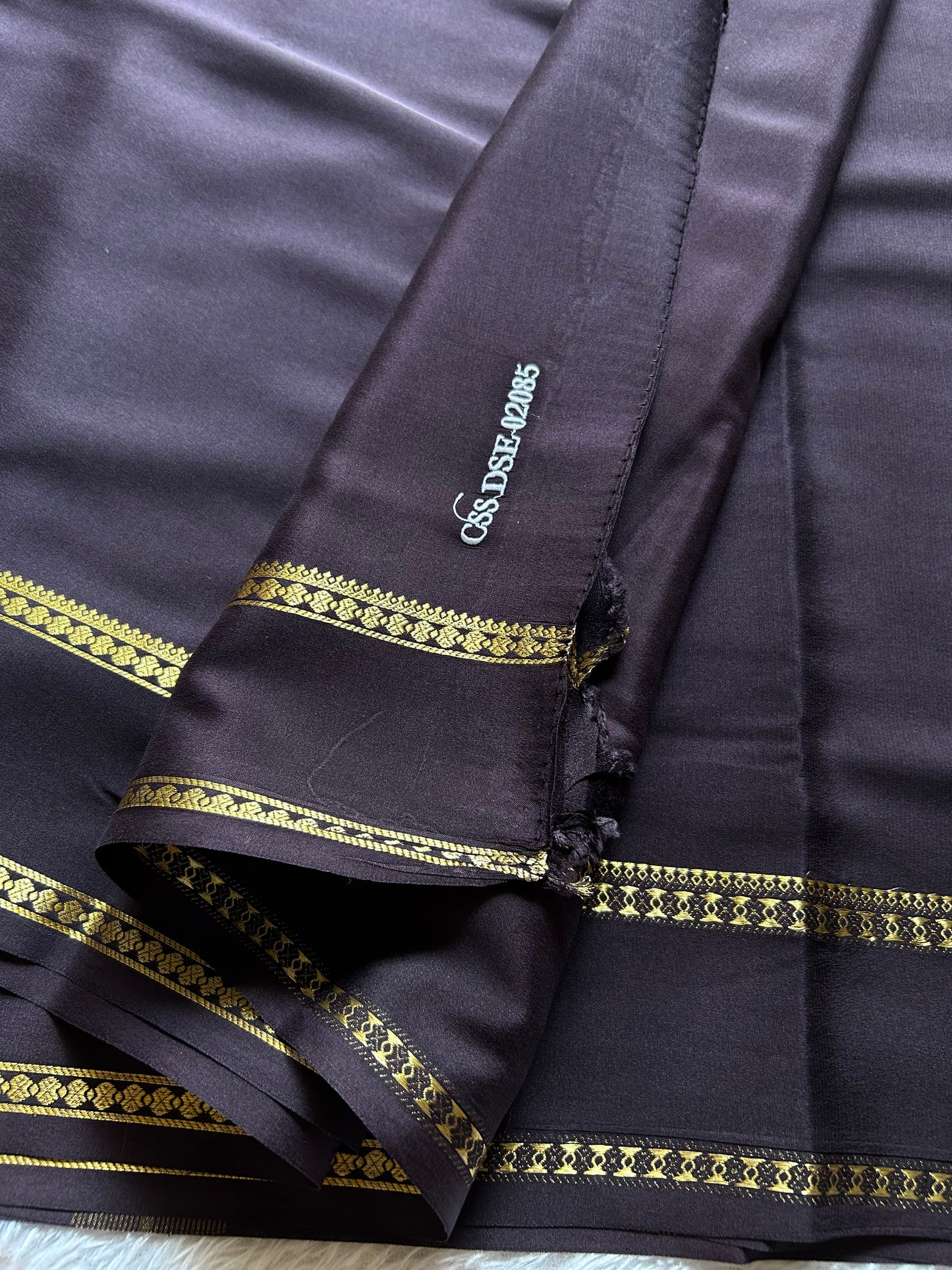 Shakthi : Solid Deep brown