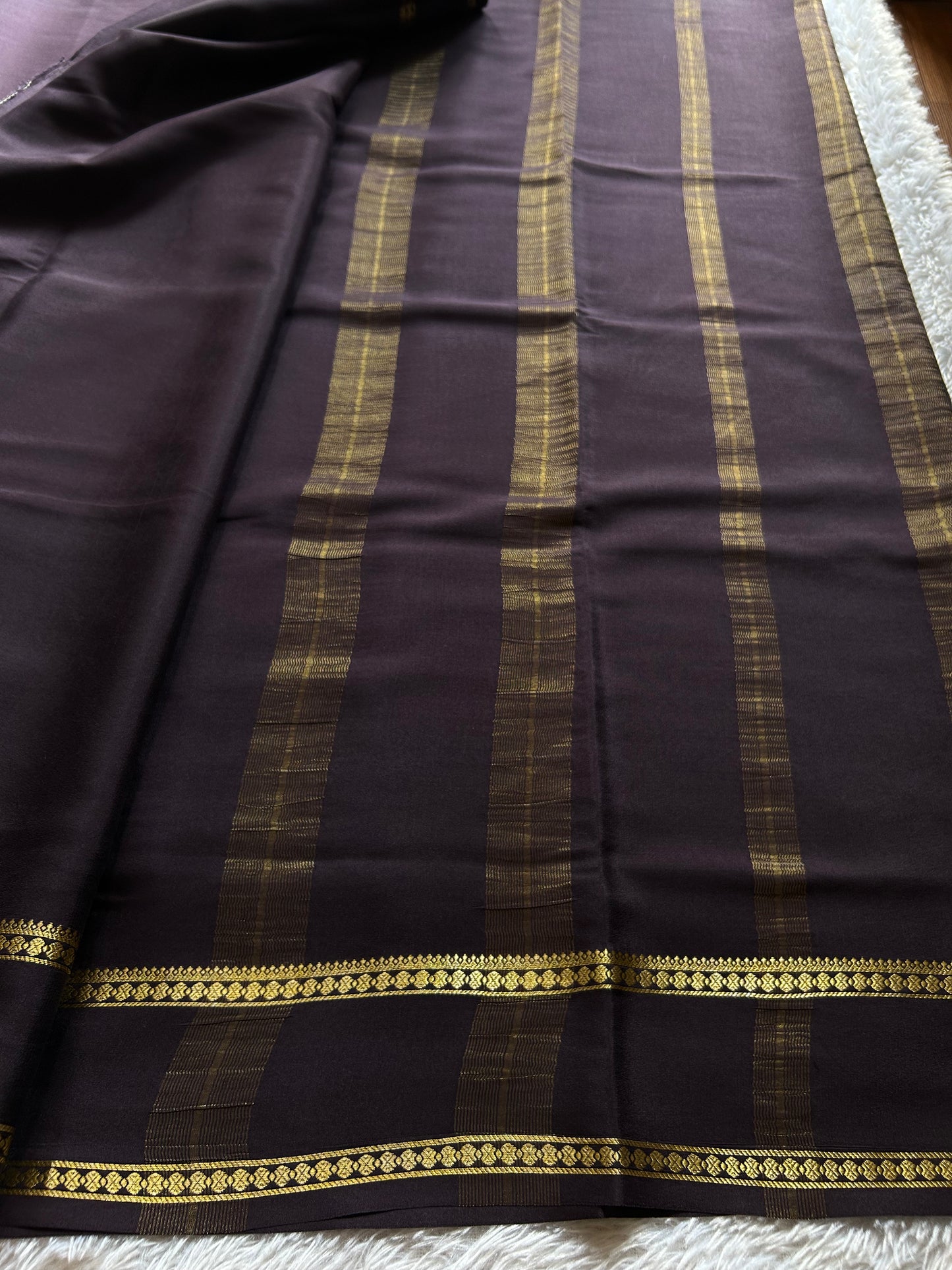 Shakthi : Solid Deep brown