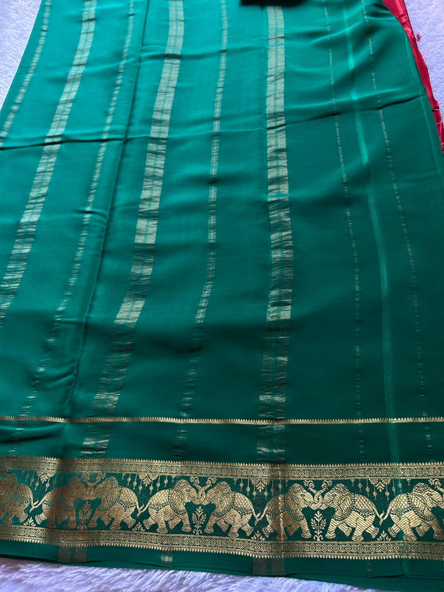 Gajanana (2D) : Red-Bottle green