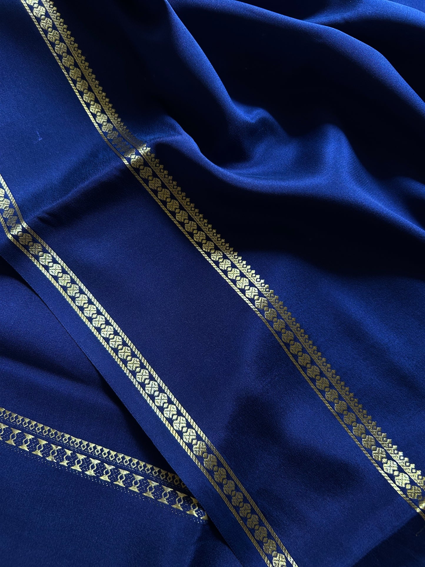 Shakthi : Solid Navy blue