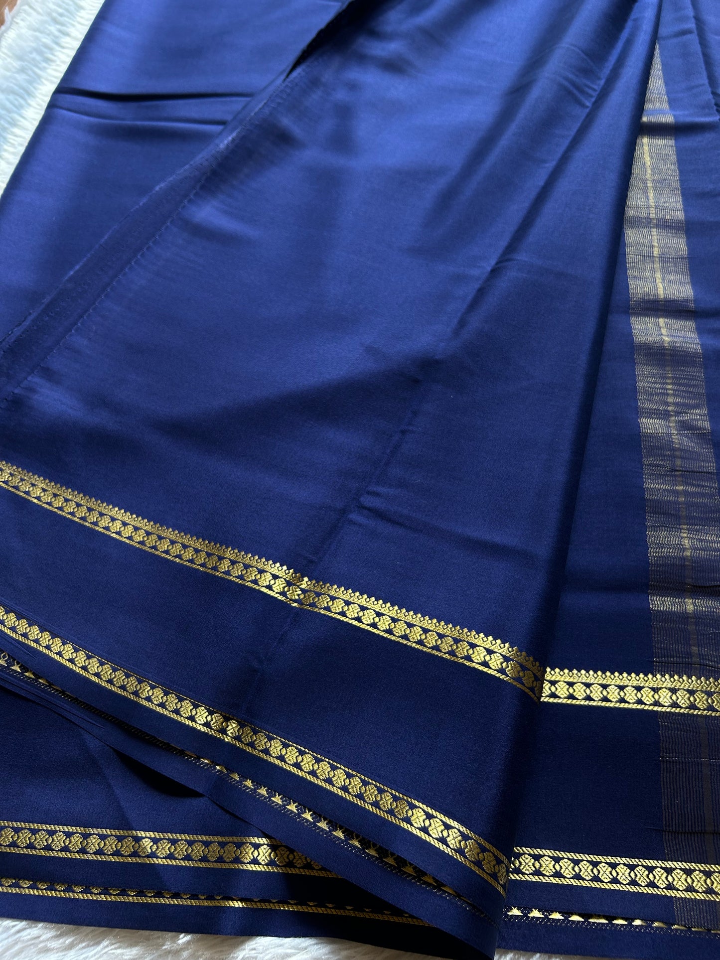 Shakthi : Solid Navy blue