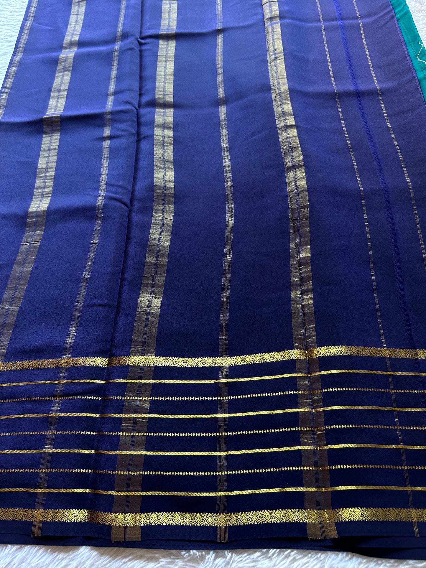 Navami (2D) : Ananda blue-navy blue