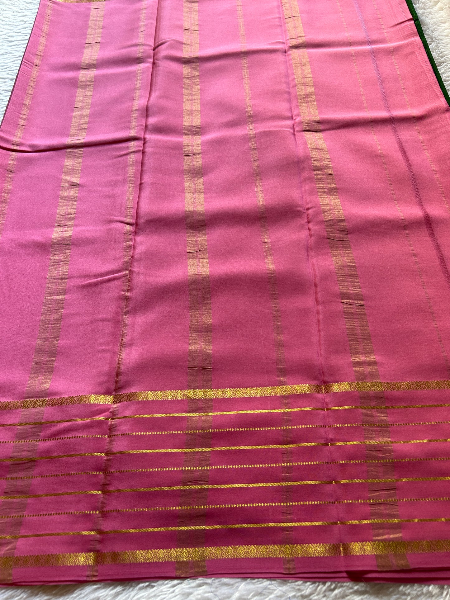 Navami (2D) : Bottle green-baby pink