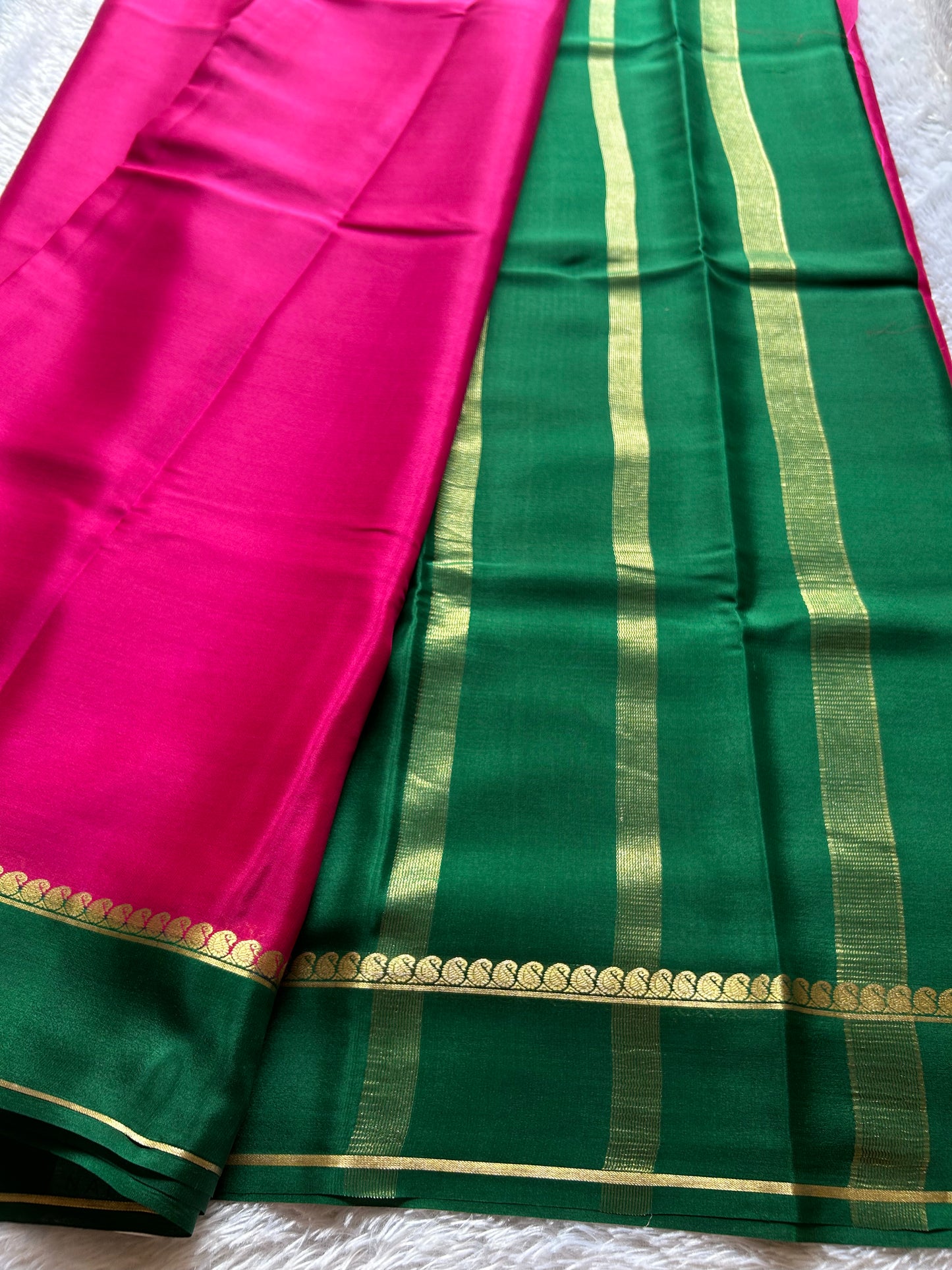 Mala (2D) : Bright pink-green
