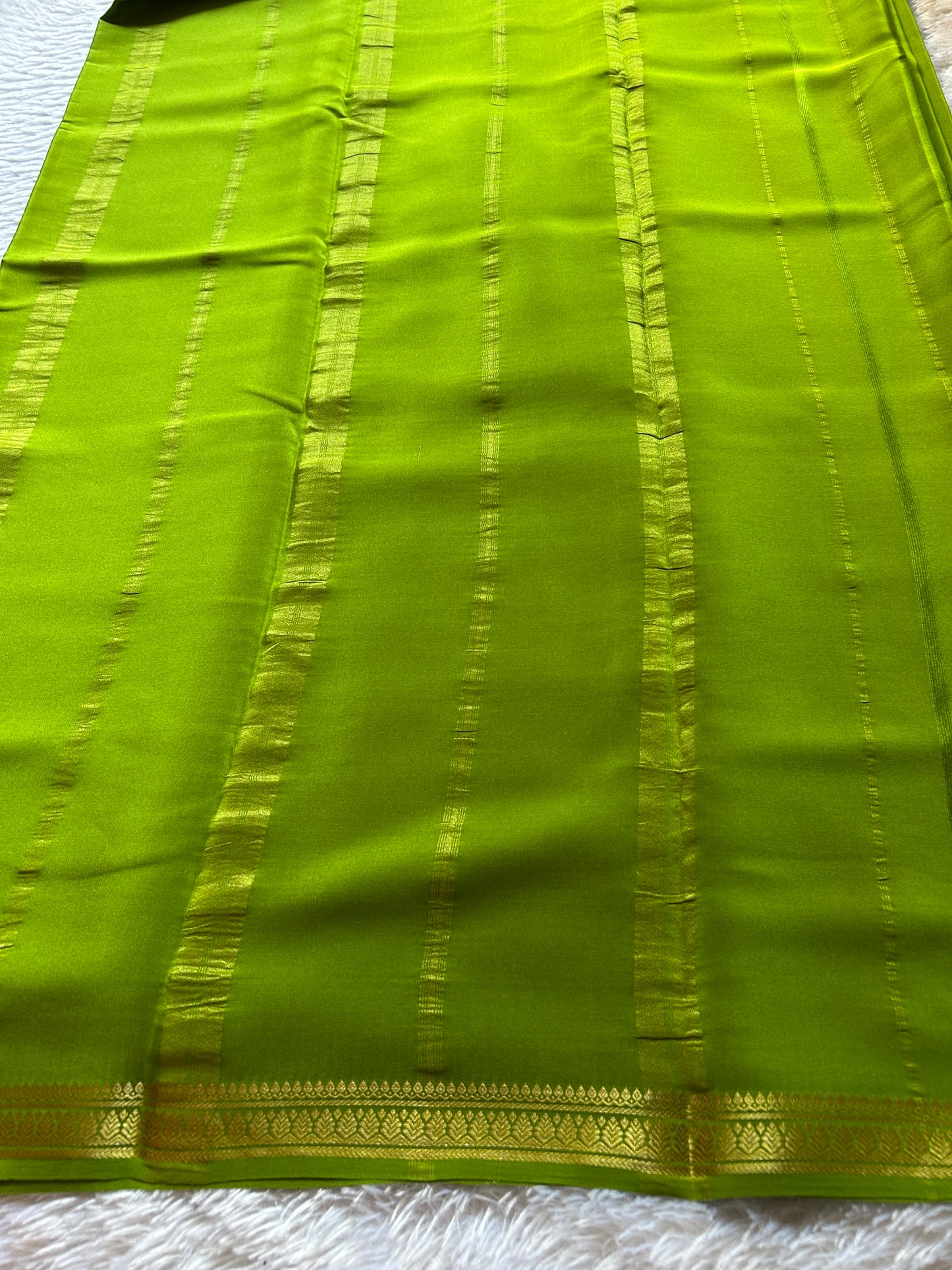 Jyothi : Solid Mehendi green