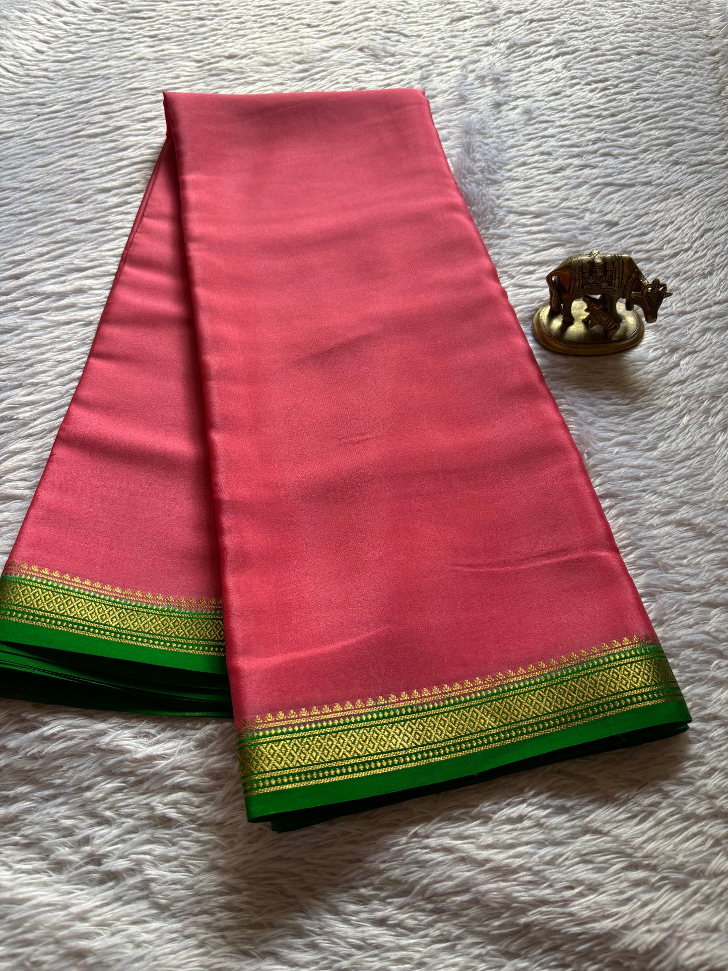 Preetha (2D) : Hot pink-leaf green
