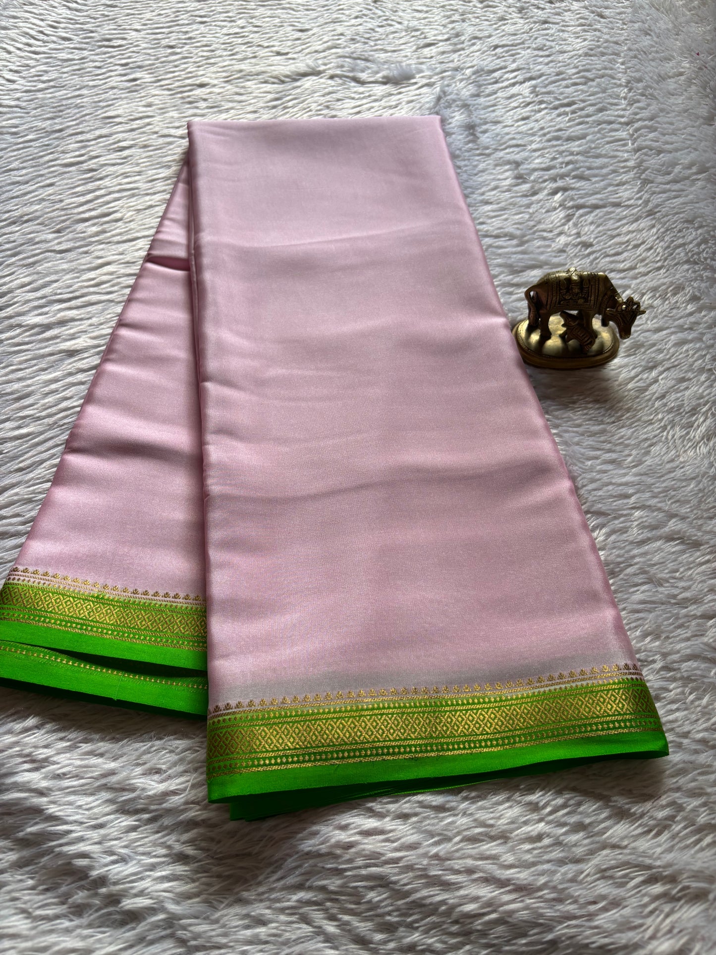 Preetha (2D) : Pastel pink-parrot green