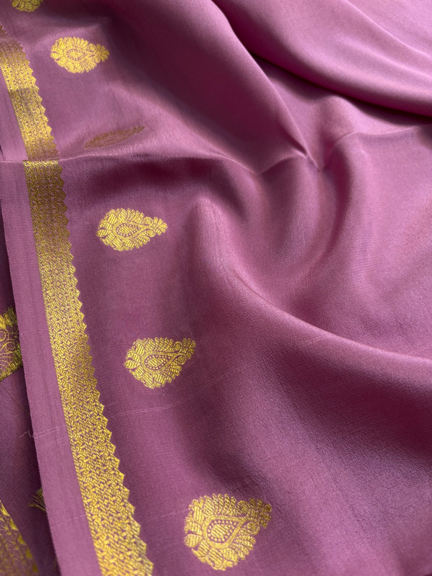 Swathi : Solid Onion pink