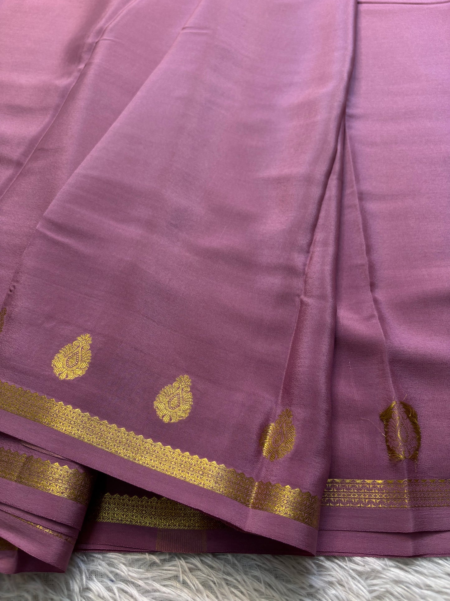 Swathi : Solid Onion pink