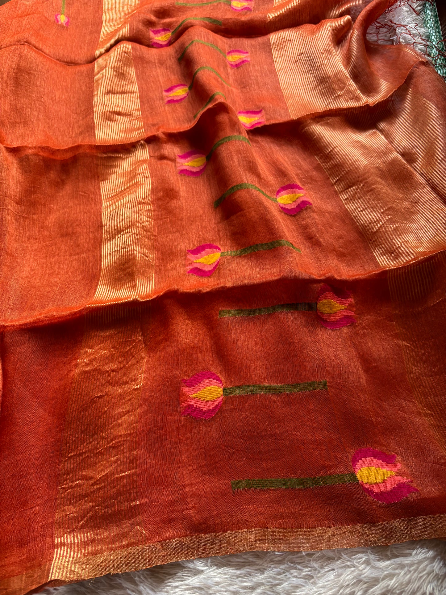Tavare : Solid Rust orange