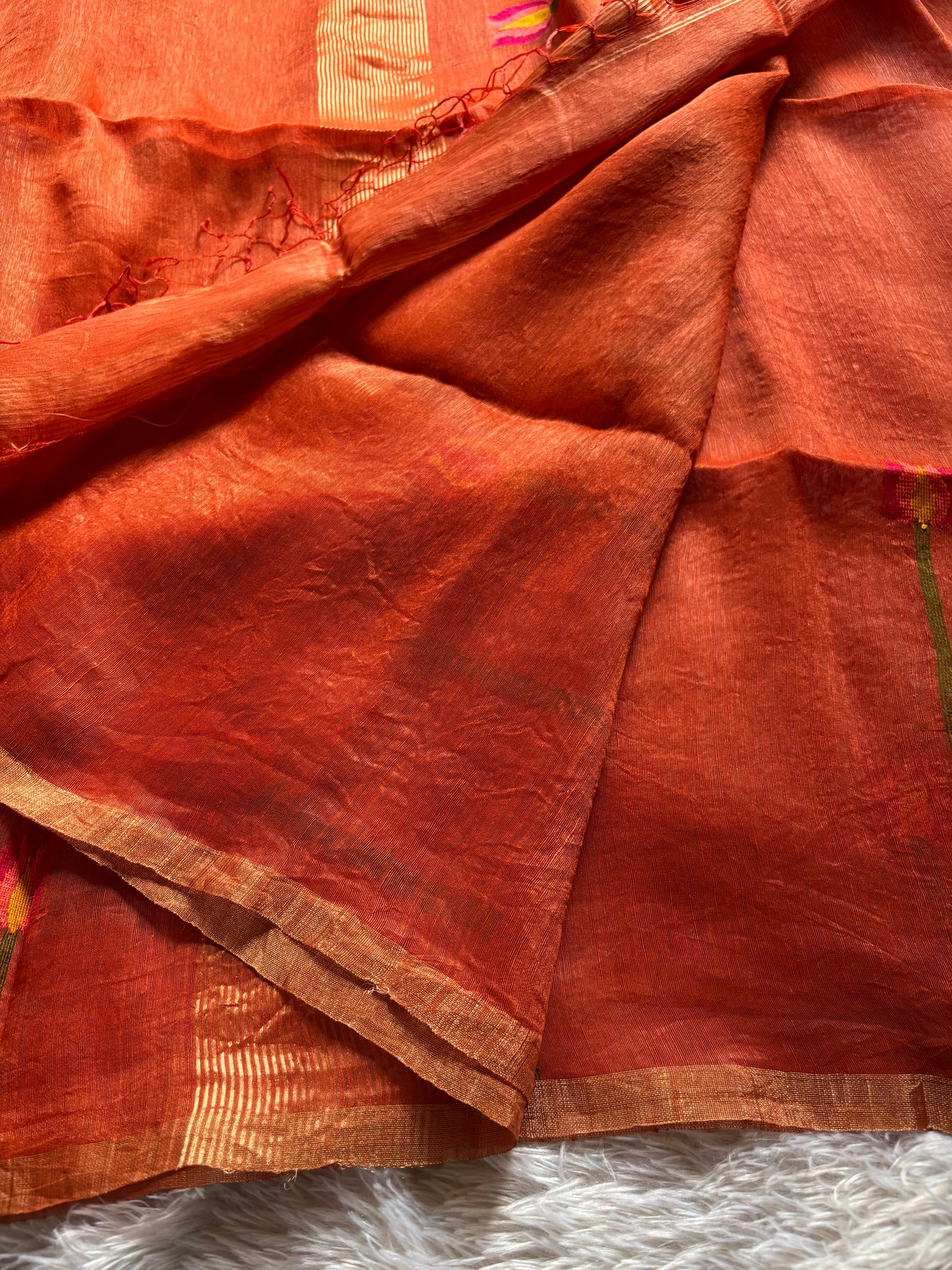 Tavare : Solid Rust orange