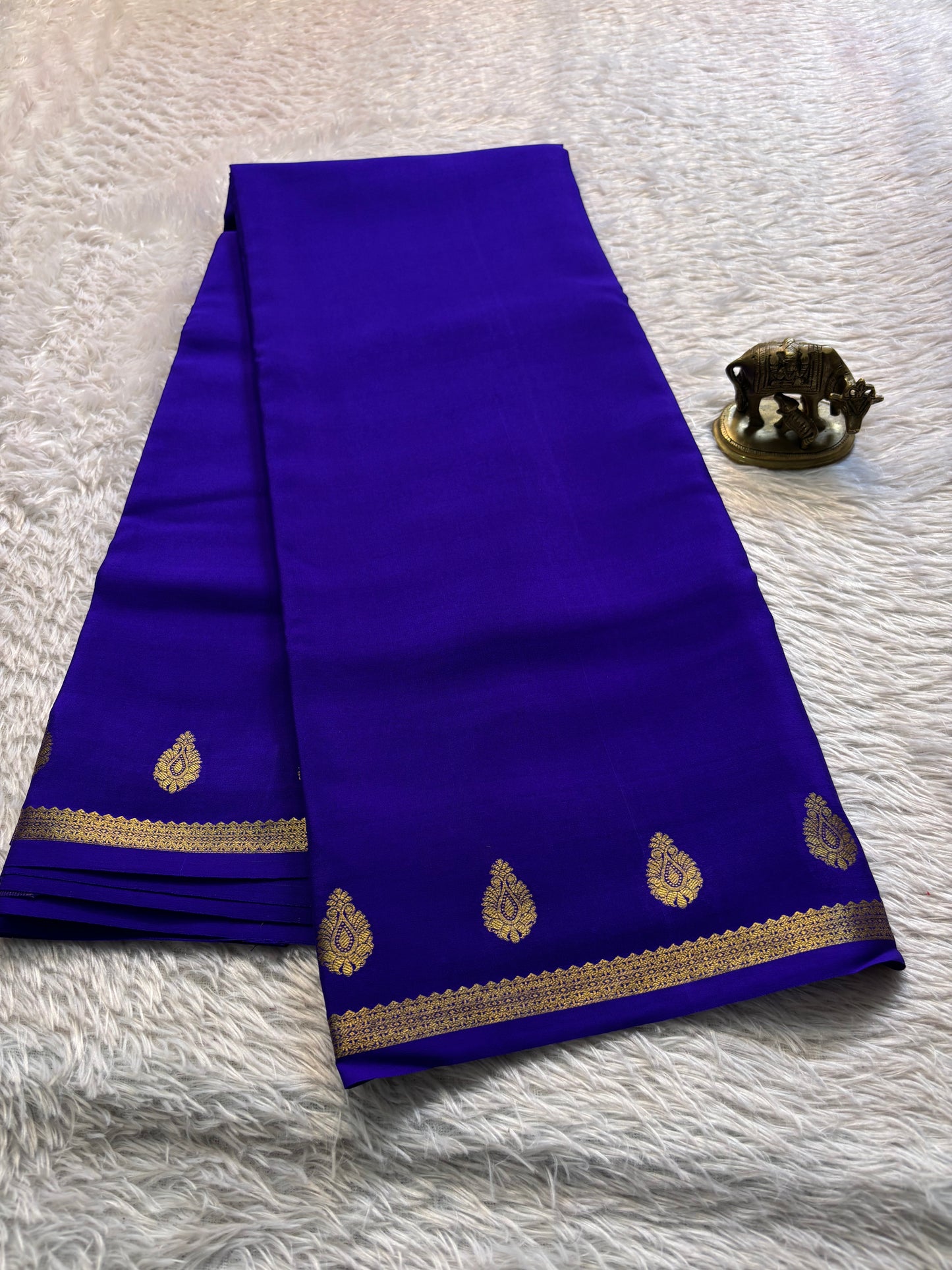 Swathi : Solid Dark blue