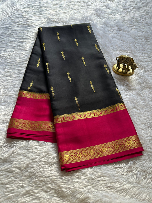 Jayashri (2D) : Black-pink