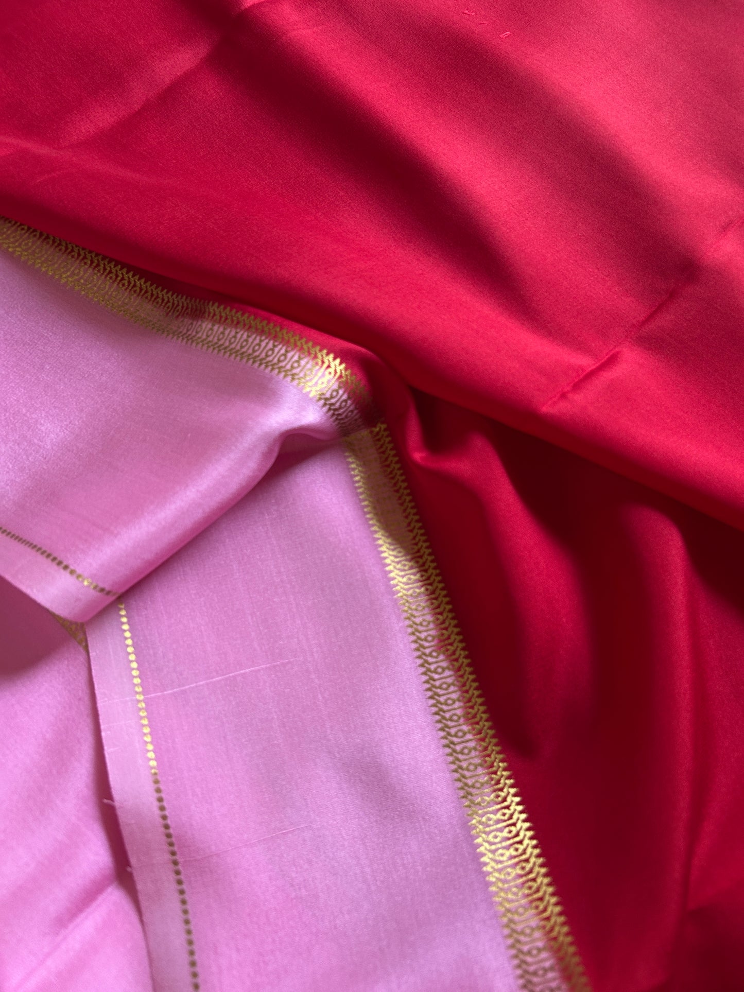 Vibha (2D) : Red-baby pink