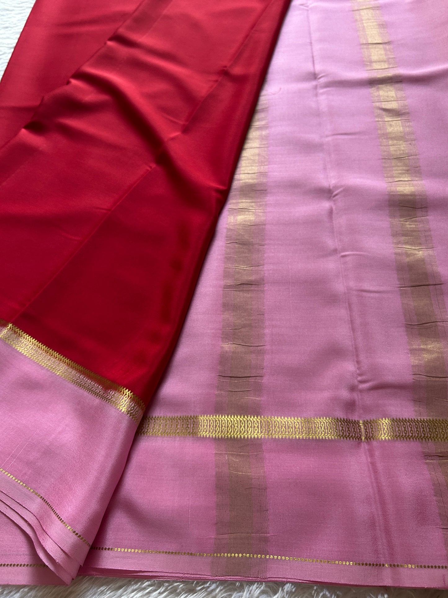 Vibha (2D) : Red-baby pink