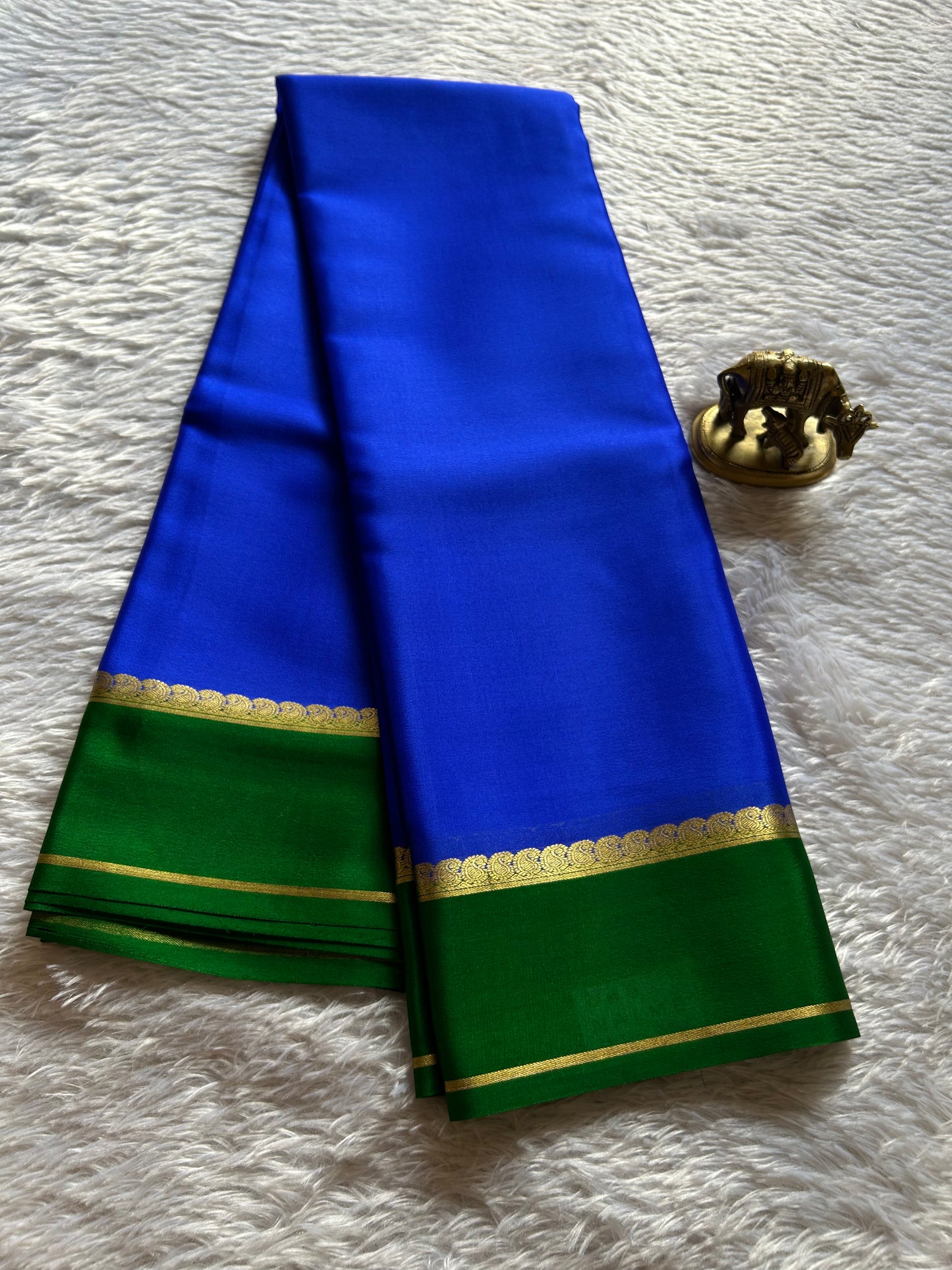 Mala (2D) : Royal blue-leaf green