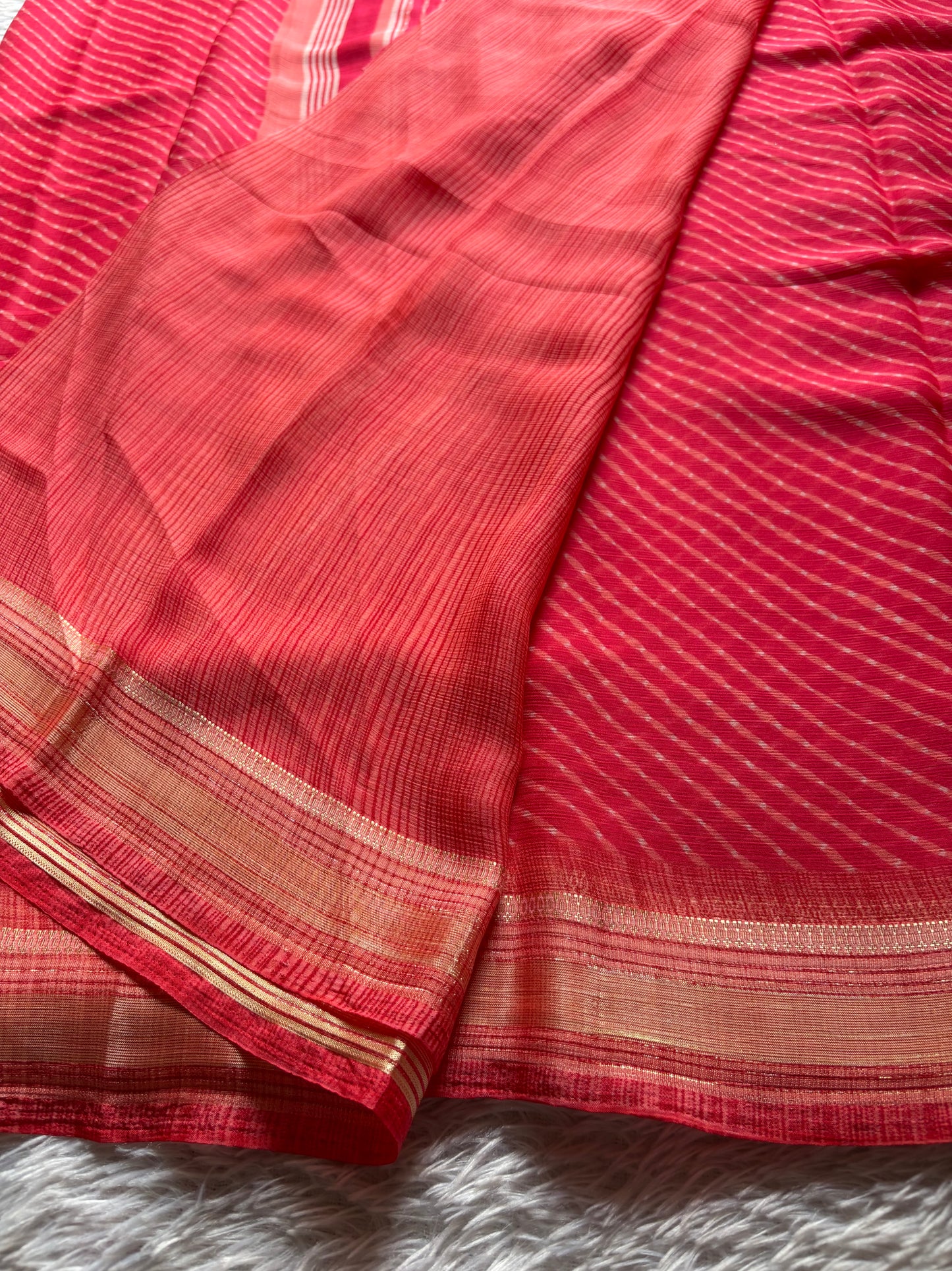 SS110 : Solid Pinkish red