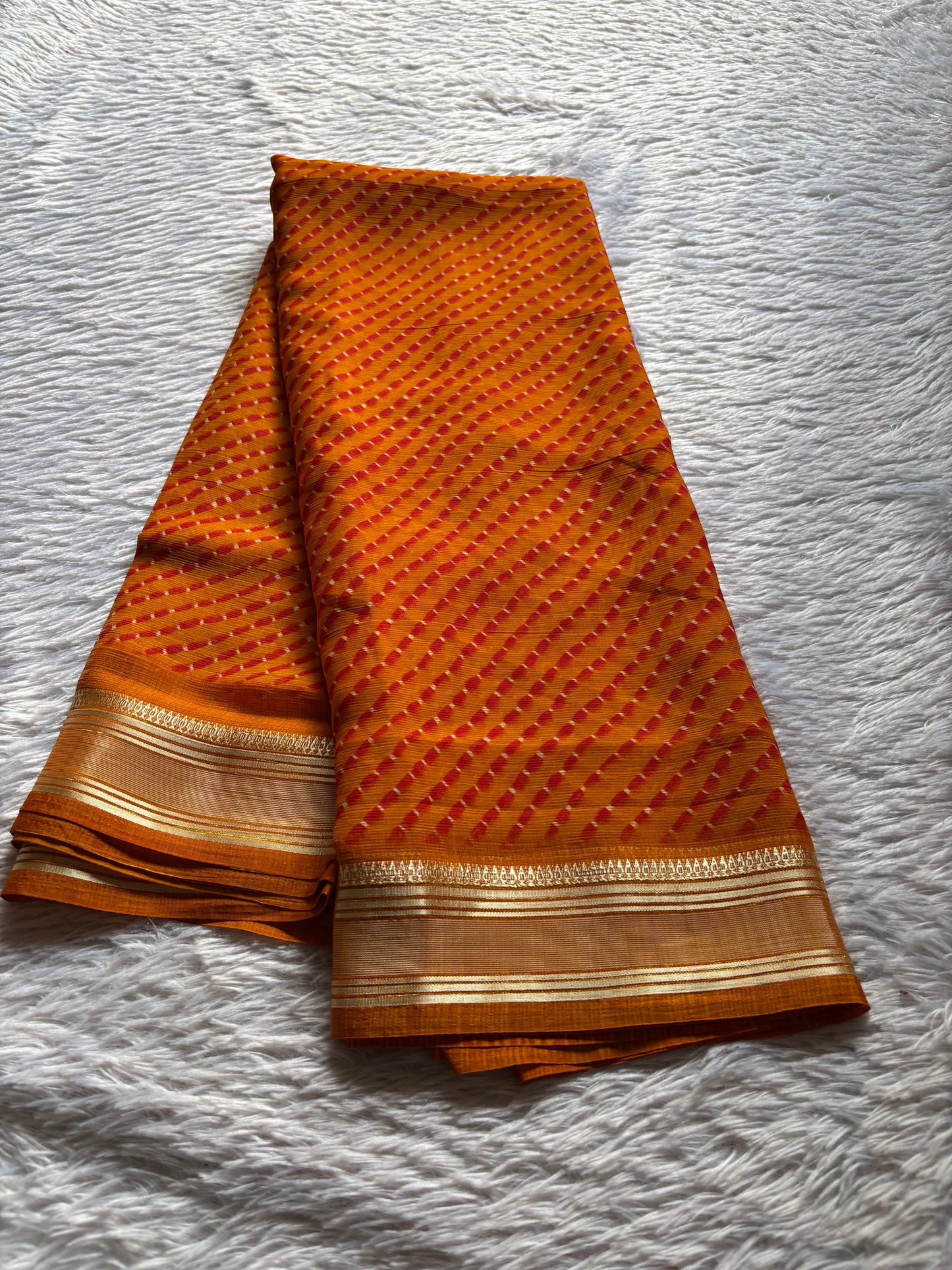 SS110 : Solid Orange
