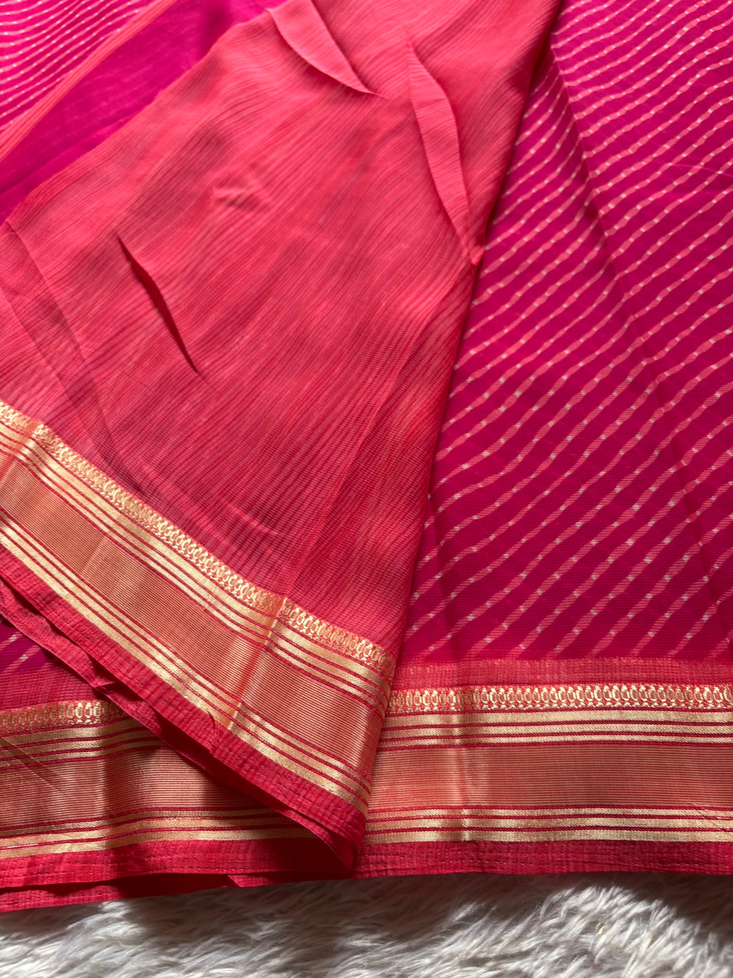 SS110 : Solid Hot pink